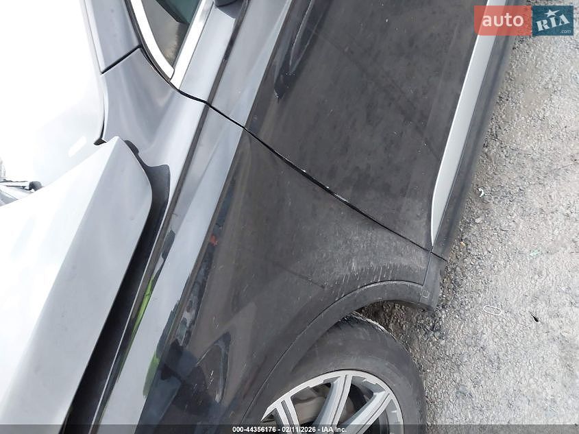 Audi Q7 2018 VIN WA1LAAF77JD043193 фото оголошення 18 з 20