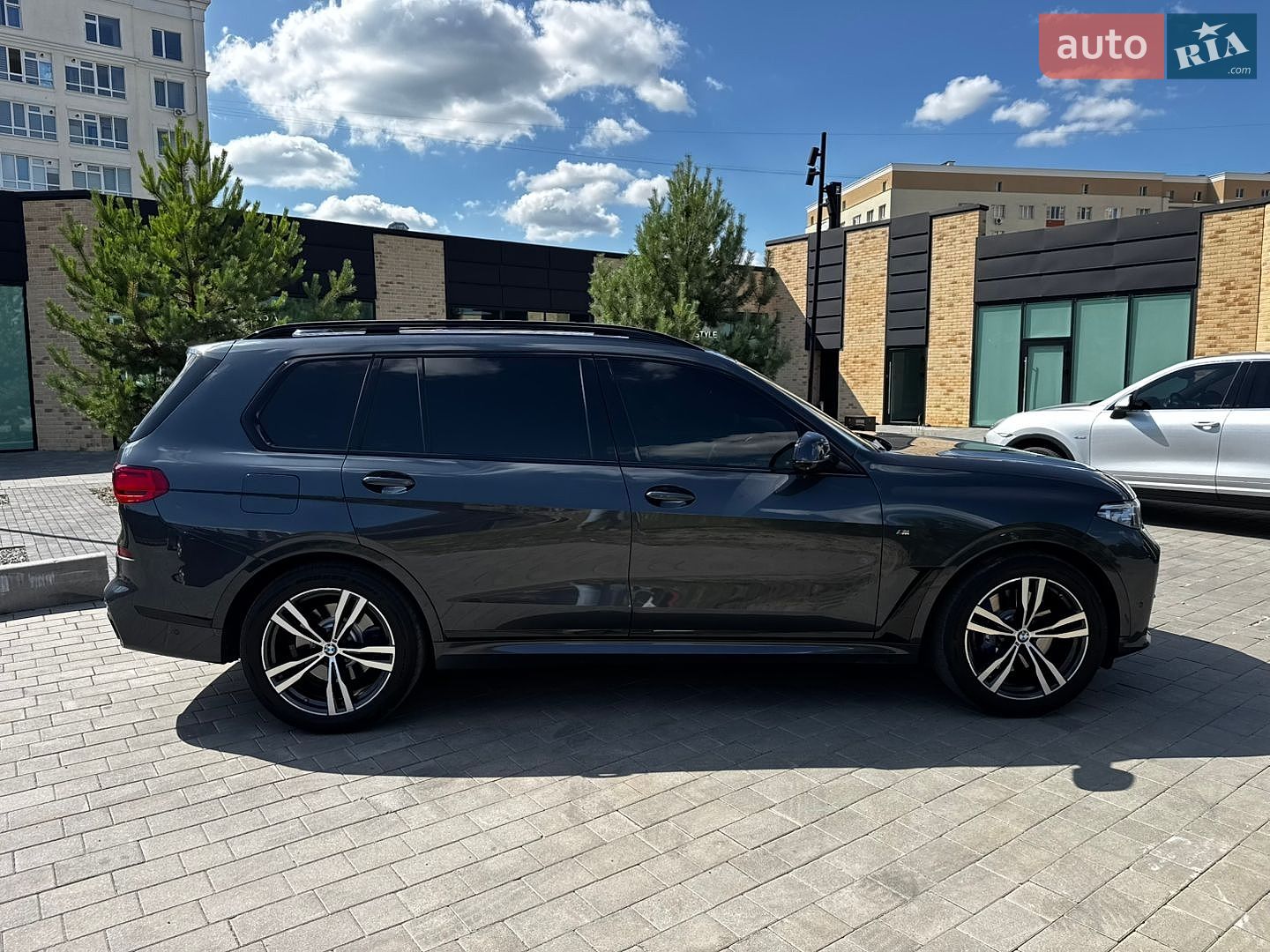 BMW X7 2019 VIN WBACW81000LS18718 фото оголошення 12 з 64