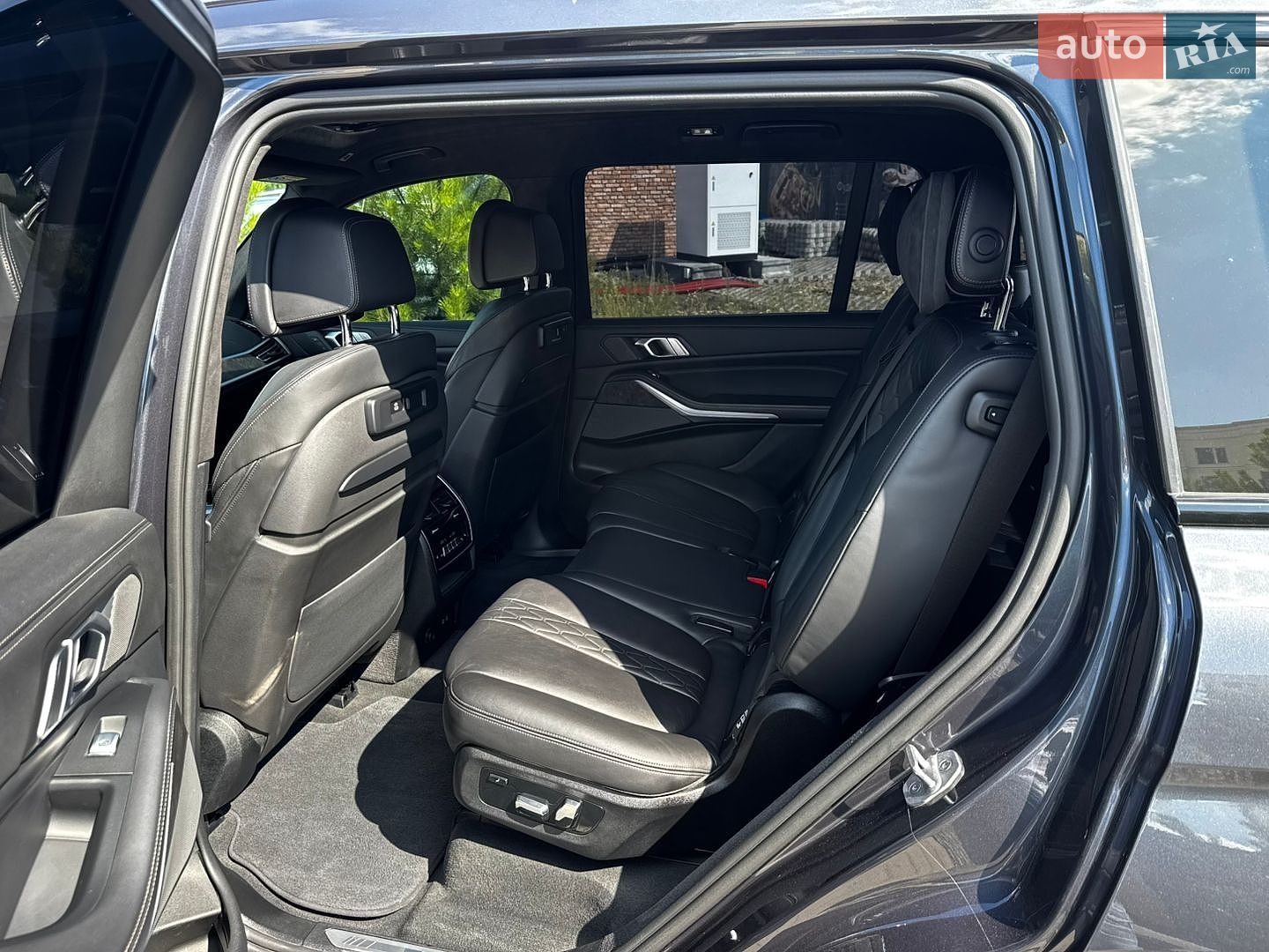 BMW X7 2019 VIN WBACW81000LS18718 фото оголошення 24 з 64