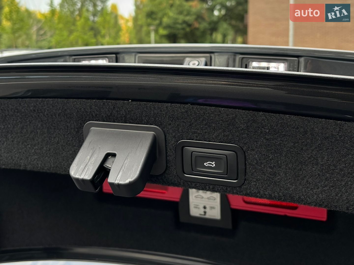 Audi A6 2015 VIN WAUZZZ4G2FN059472 фото оголошення 36 з 44