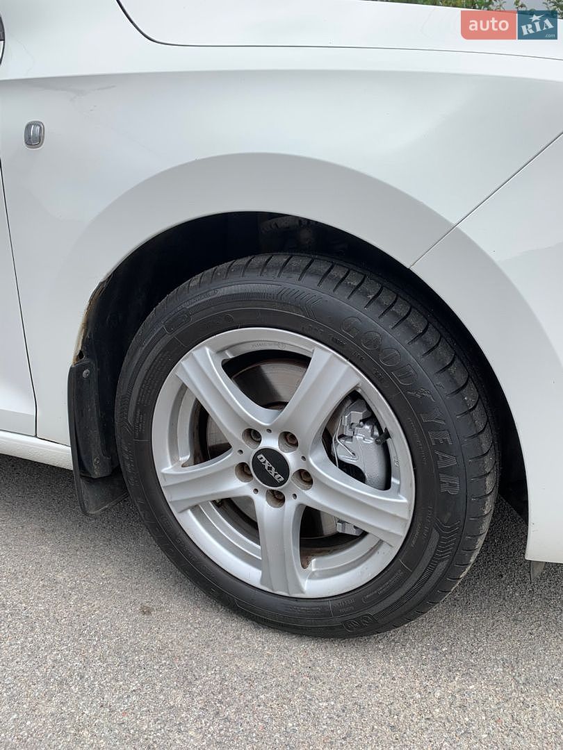 Skoda Rapid 2013 VIN Y6UAD2NH2DB101134 фото оголошення 37 з 79