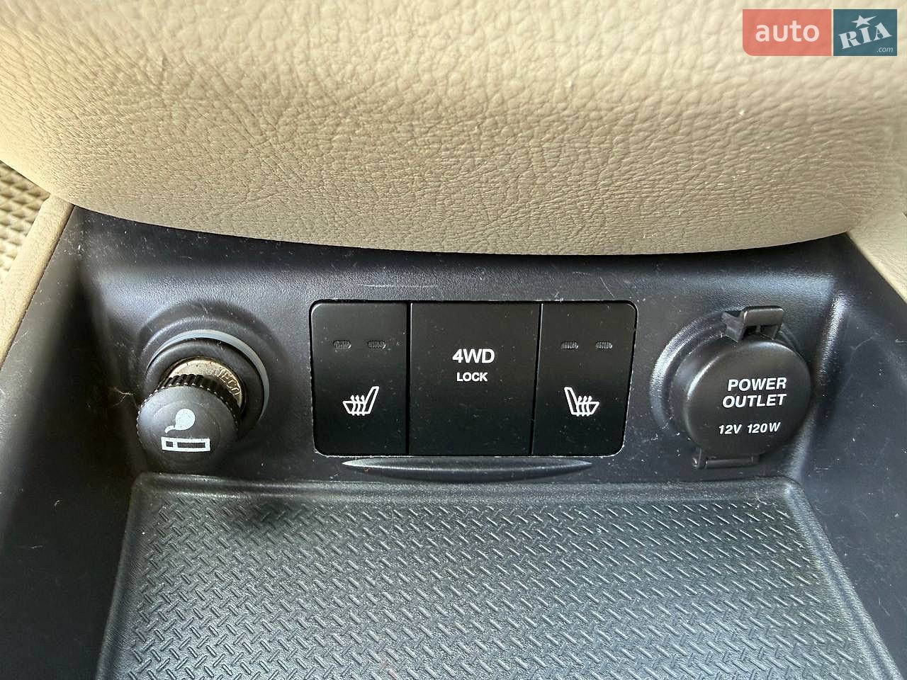 Hyundai Santa FE 2006 VIN KMHSH81WP6U034462 фото оголошення 32 з 39