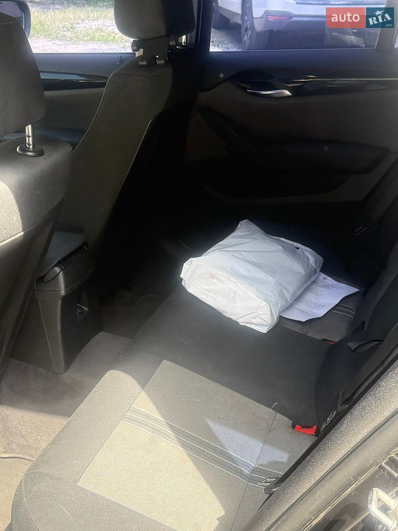BMW X1 2012 VIN WBAVP11070VU14396 фото оголошення 9 з 11