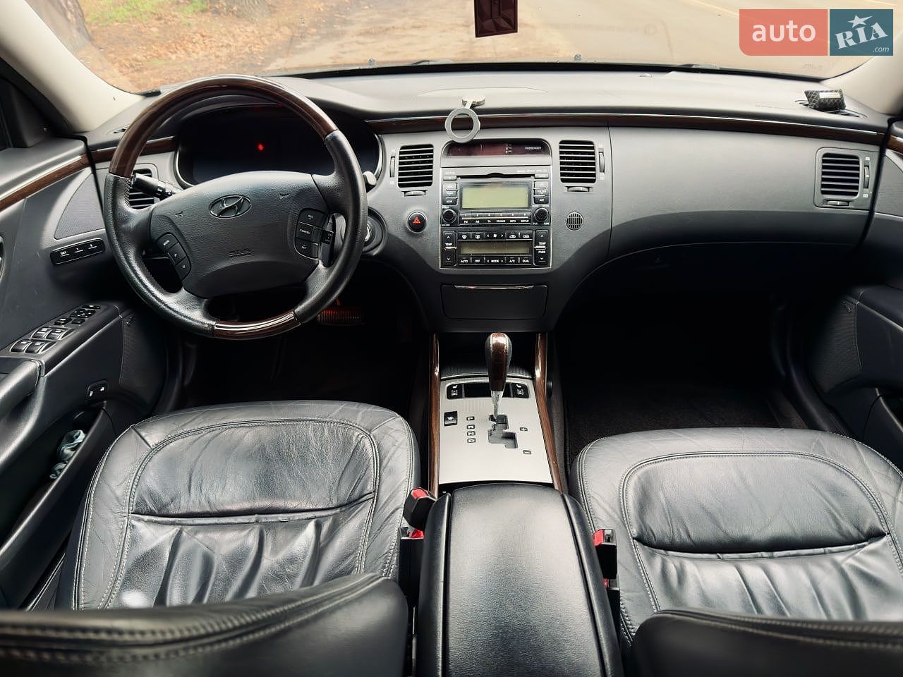Hyundai Grandeur 2008 VIN KMHFC41DP9A406159 фото оголошення 16 з 22