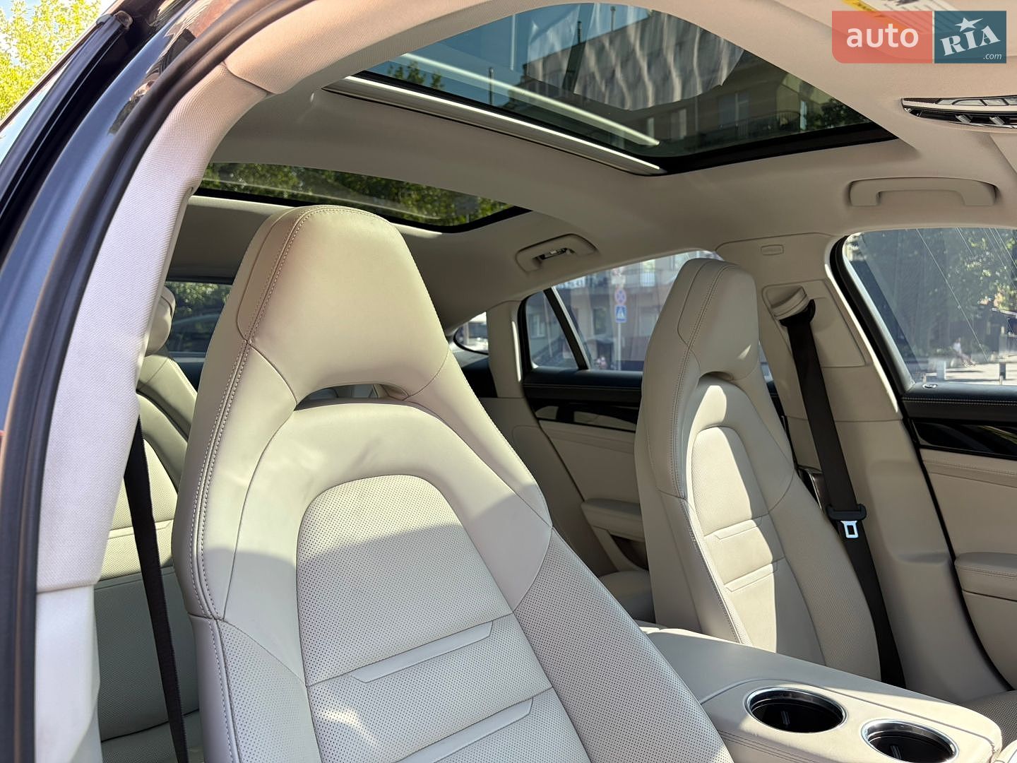 Porsche Panamera 2020 VIN WP0AE2A74LL133344 фото оголошення 24 з 26