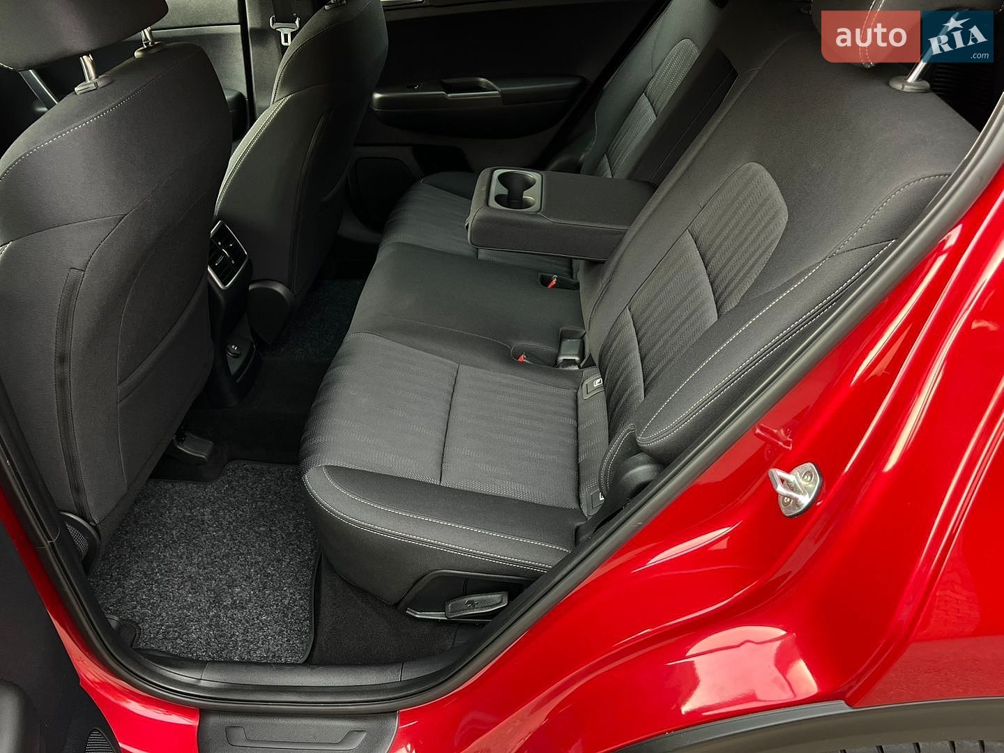 Kia Sportage 2019 VIN U5YPG814BLL832963 фото оголошення 31 з 61