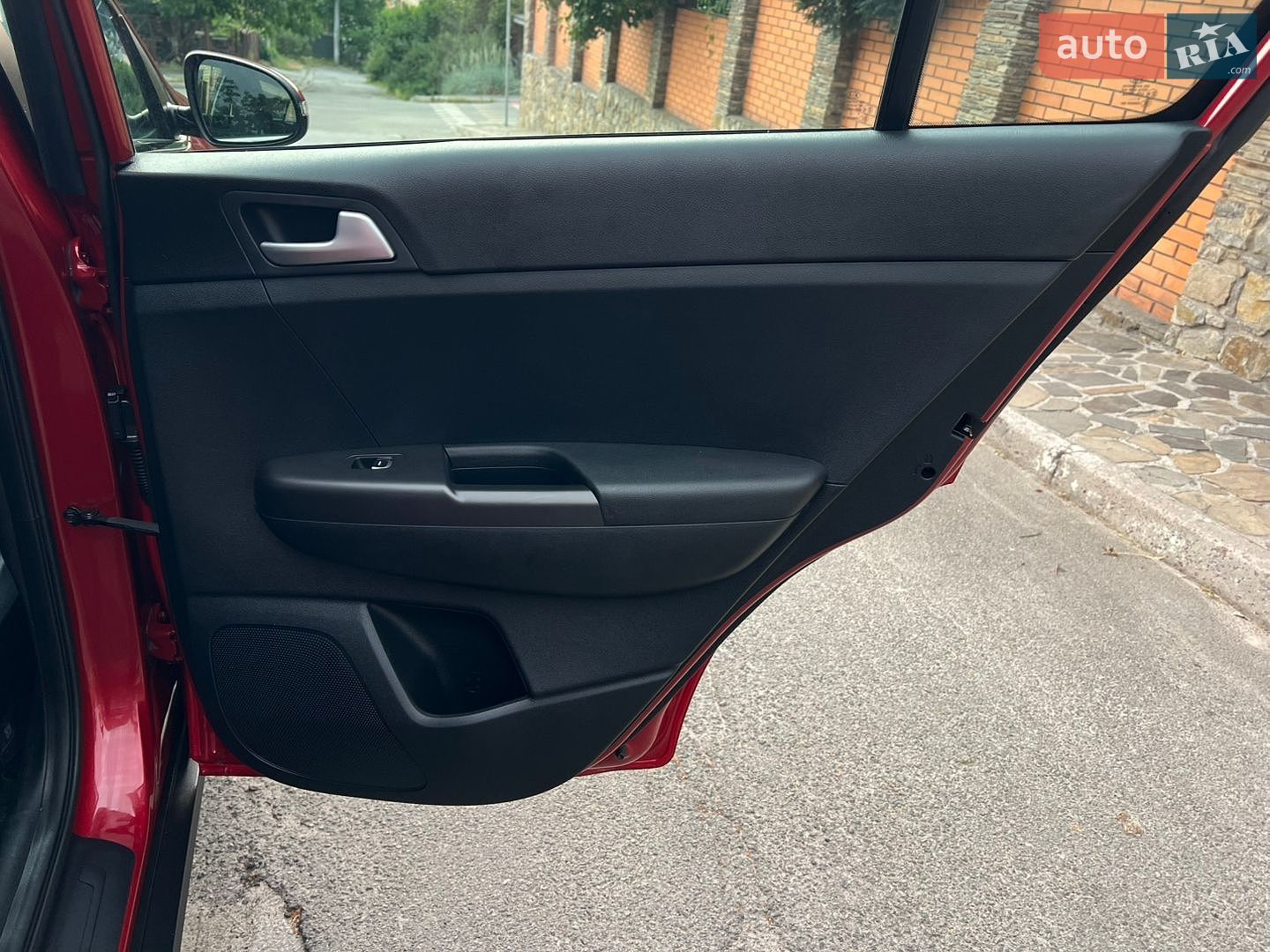 Kia Sportage 2019 VIN U5YPG814BLL832963 фото оголошення 32 з 61