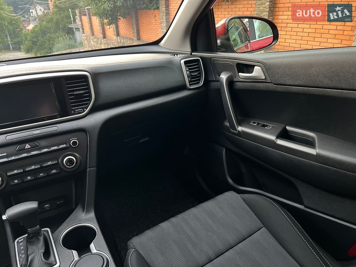 Kia Sportage 2019 VIN U5YPG814BLL832963 фото оголошення 38 з 61