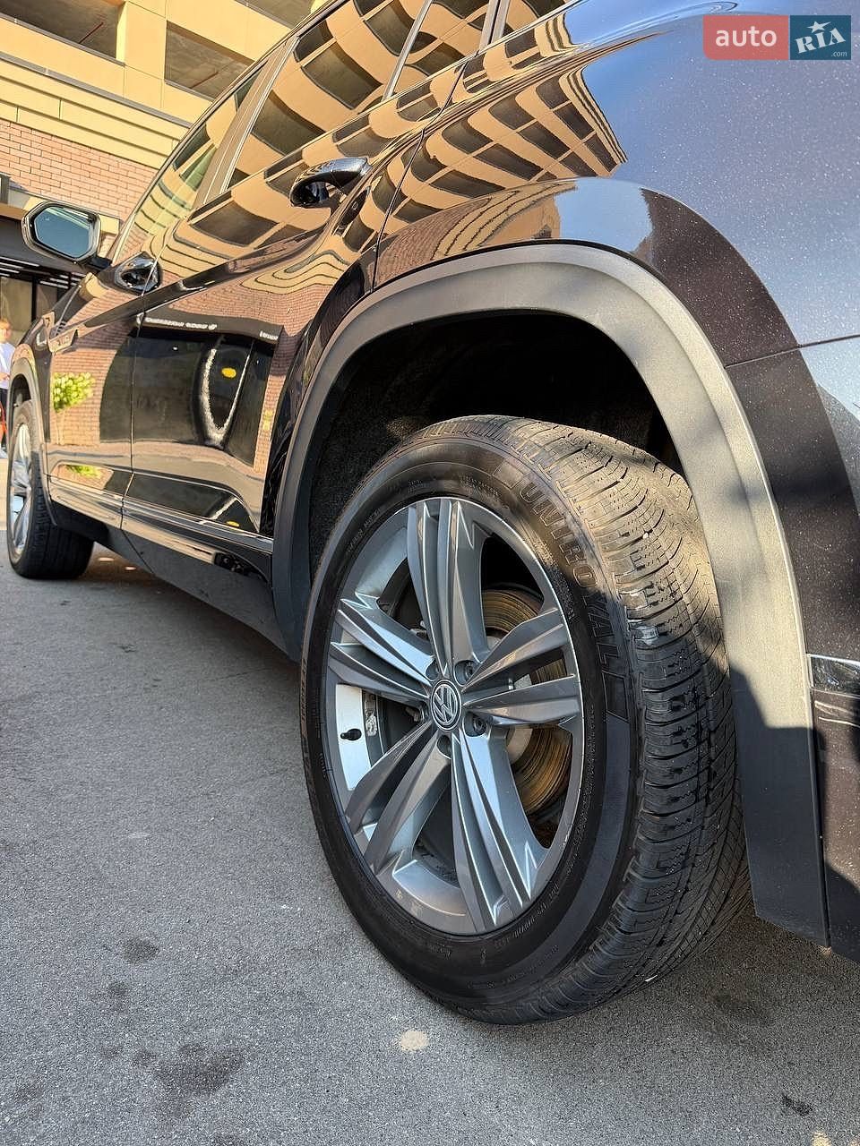 Volkswagen Atlas 2019 VIN 1V2RR2CA7KC622527 фото оголошення 19 з 37