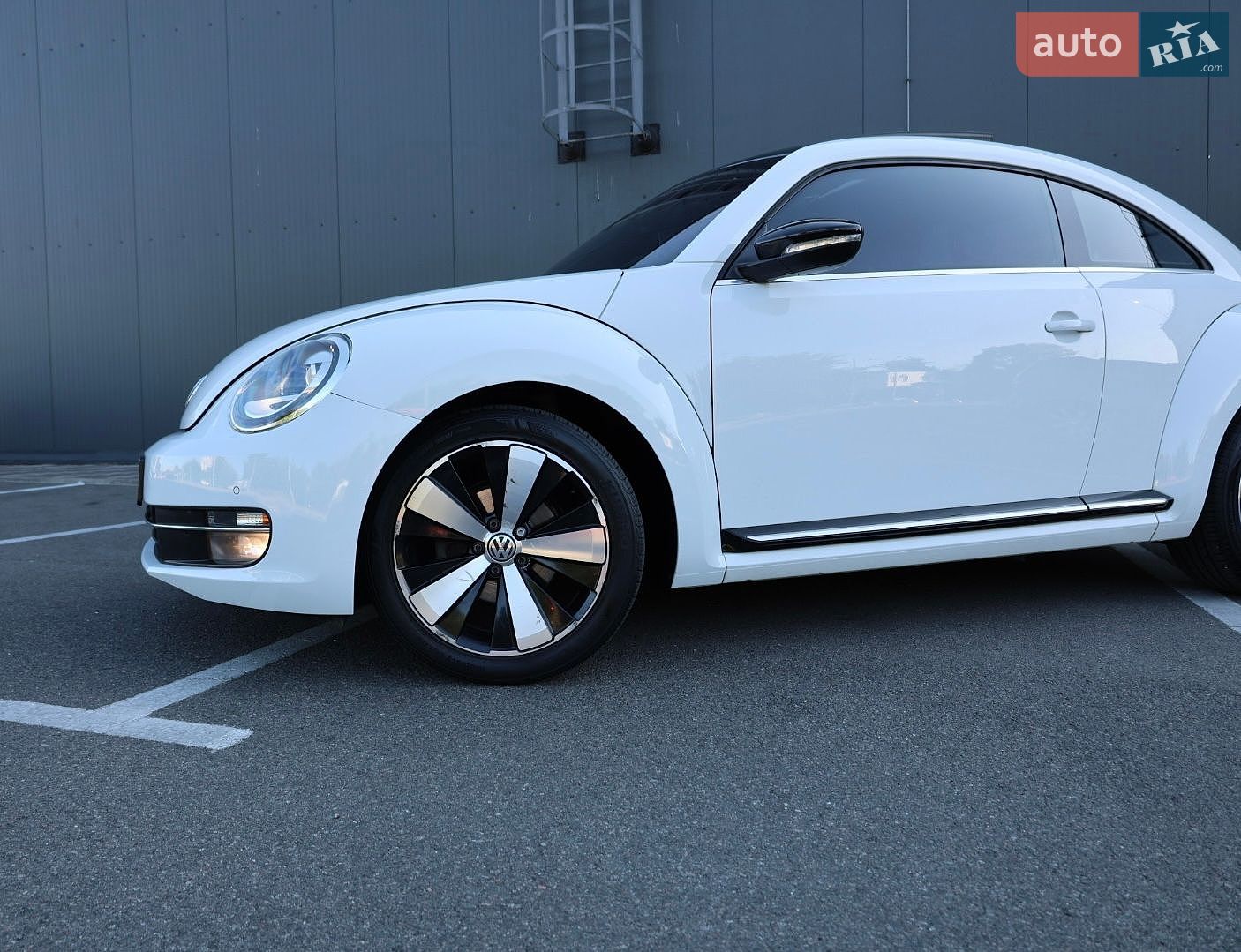 Volkswagen Beetle 2015 VIN WVWZZZ16ZFM640470 фото оголошення 6 з 77