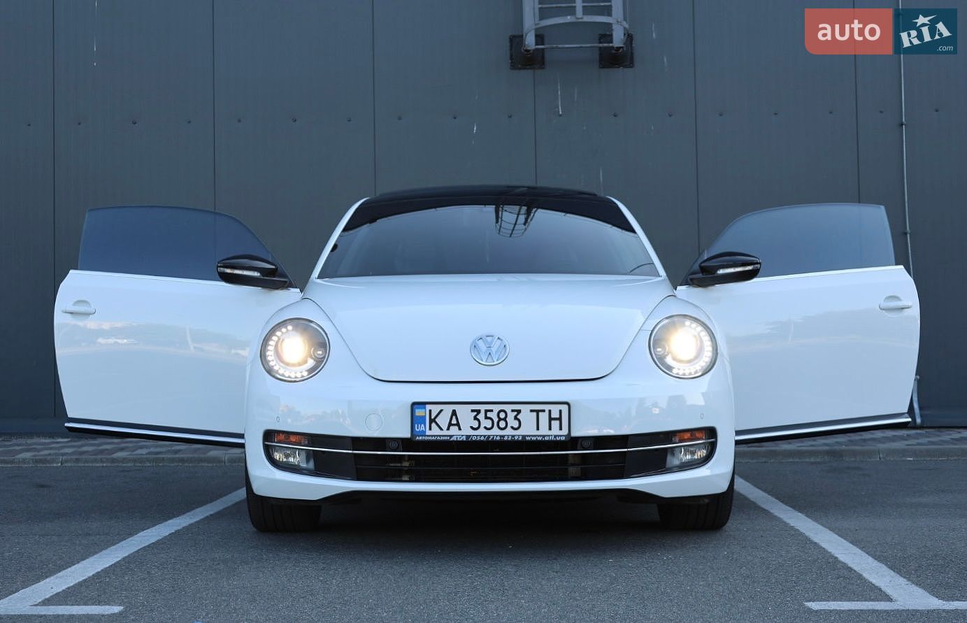Volkswagen Beetle 2015 VIN WVWZZZ16ZFM640470 фото оголошення 36 з 77