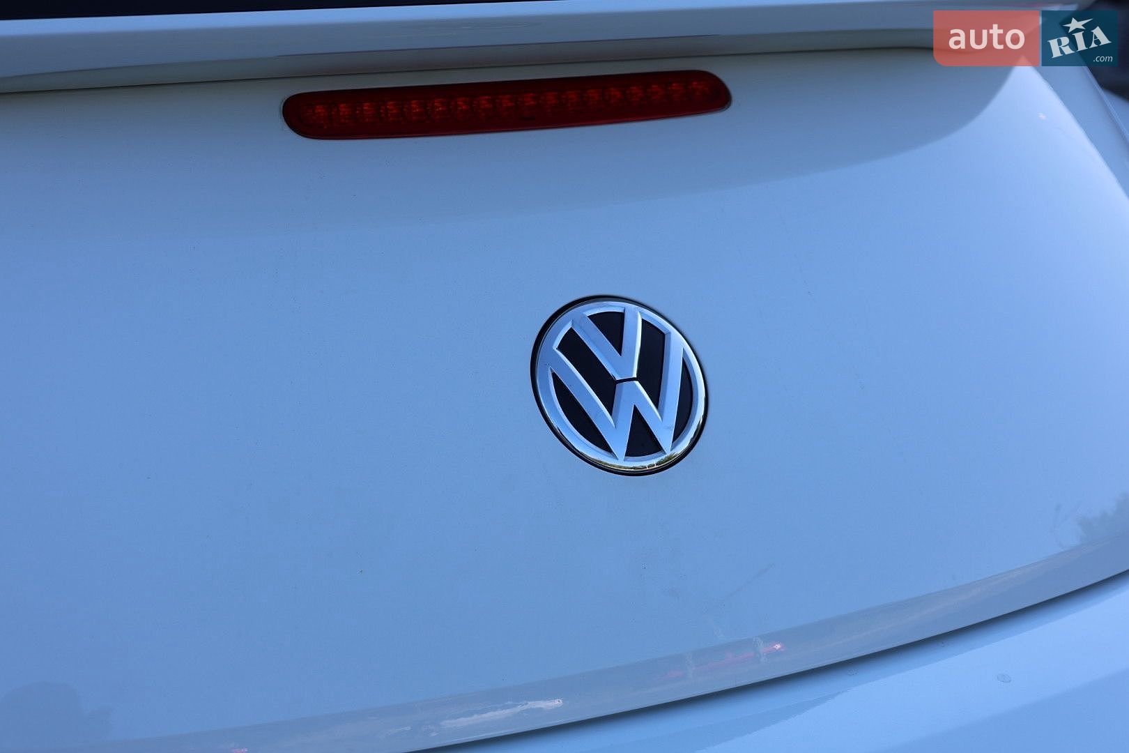Volkswagen Beetle 2015 VIN WVWZZZ16ZFM640470 фото оголошення 41 з 77