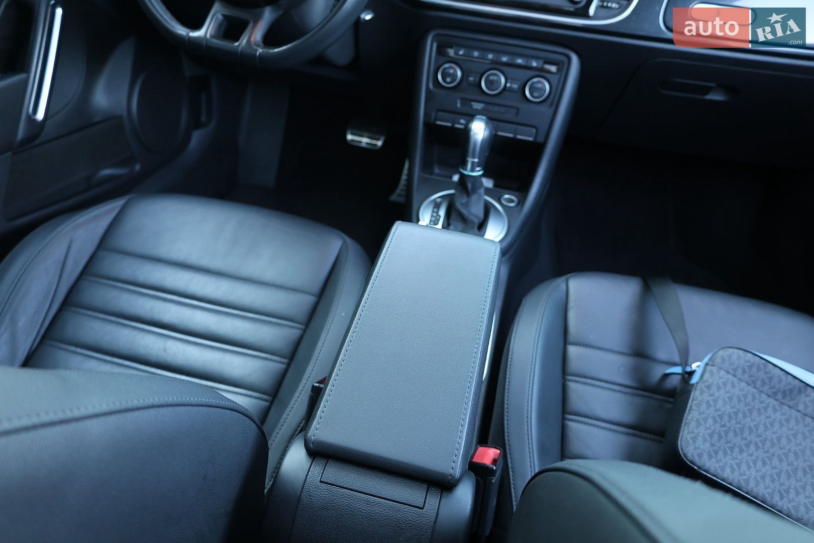 Volkswagen Beetle 2015 VIN WVWZZZ16ZFM640470 фото оголошення 73 з 77