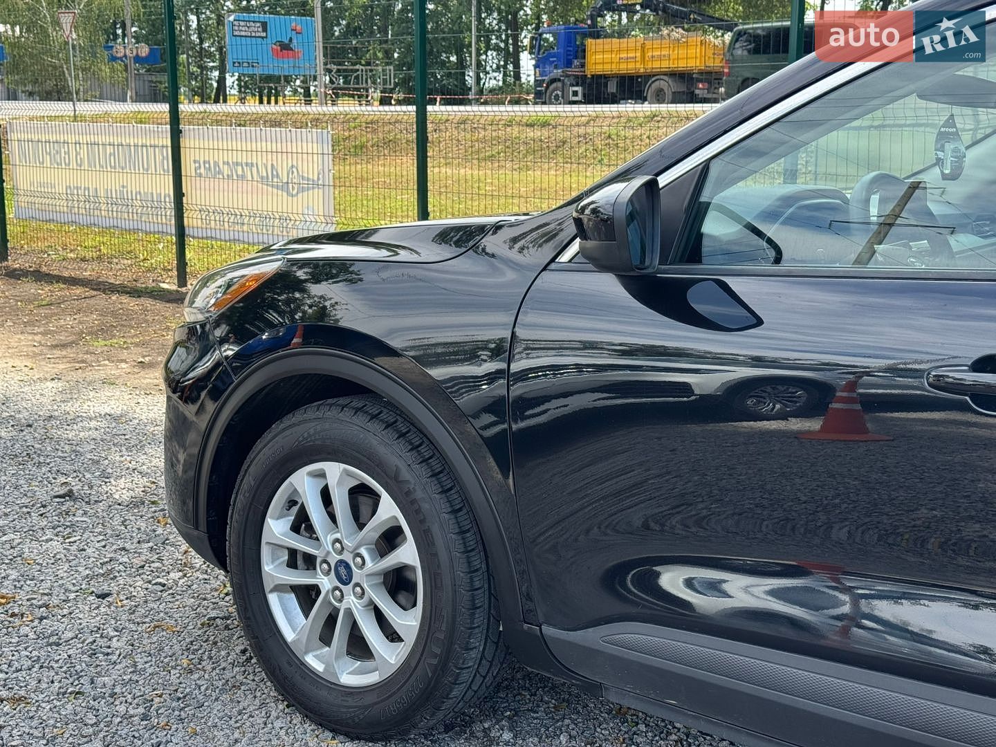 Ford Escape 2019 VIN 1FMCU0G62LUA12560 фото оголошення 11 з 51