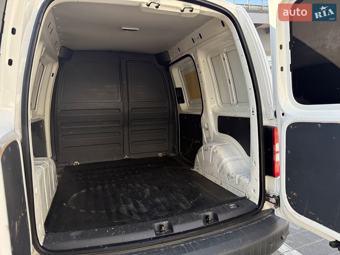 Volkswagen Caddy 2011 VIN WV1ZZZ2KZBX302694 фото оголошення 26 з 36