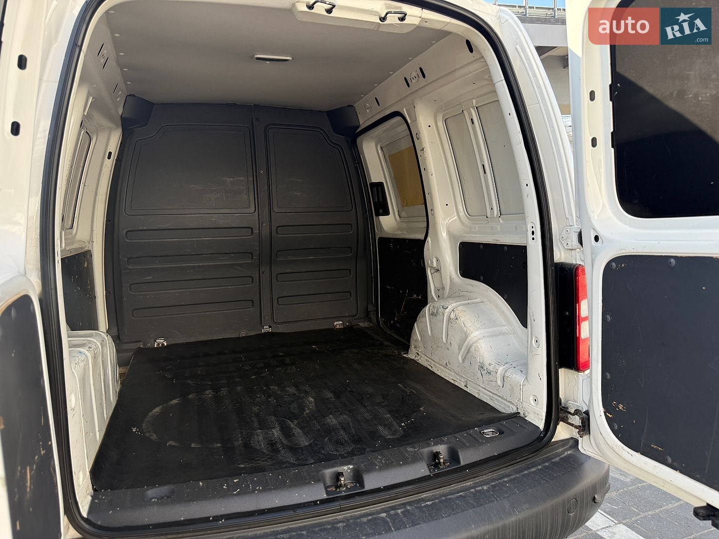 Volkswagen Caddy 2011 VIN WV1ZZZ2KZBX302694 фото оголошення 27 з 36