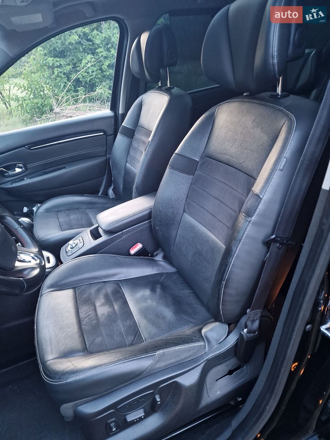 Renault Grand Scenic 2014 VIN VF1JZYAB650390129 фото оголошення 28 з 47