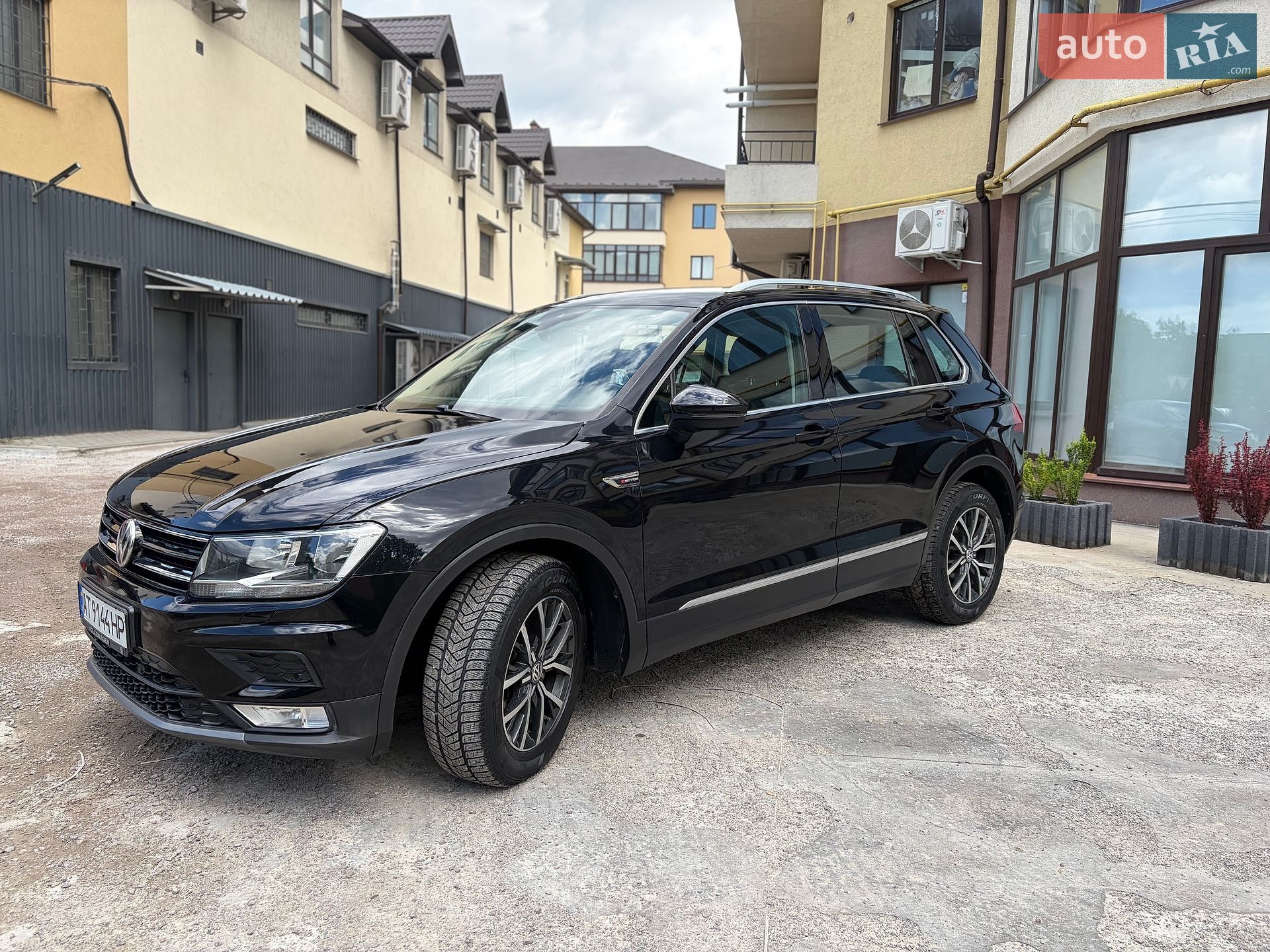 Volkswagen Tiguan 2016 VIN WVGZZZ5NZHW341213 фото оголошення 9 з 38