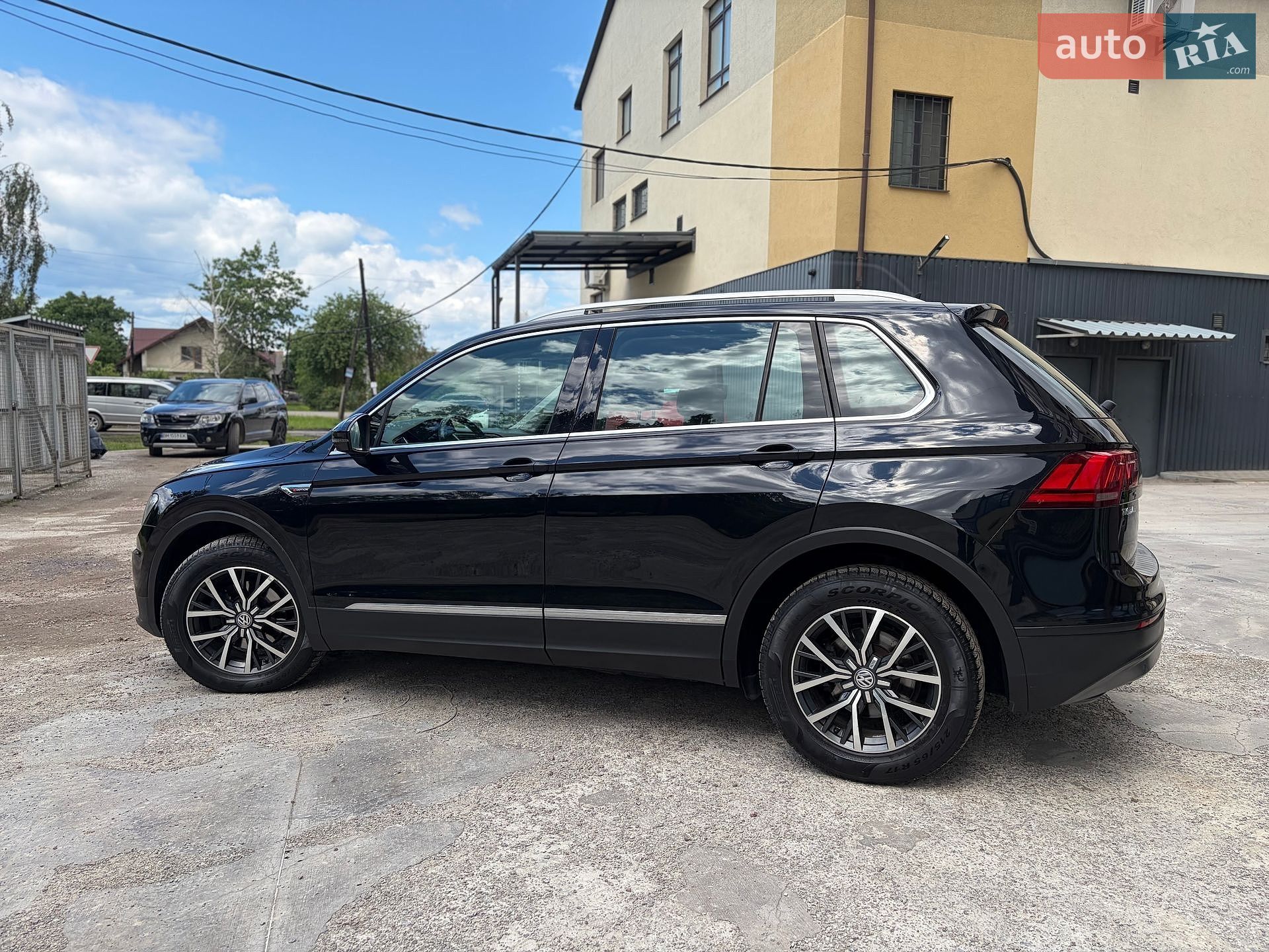 Volkswagen Tiguan 2016 VIN WVGZZZ5NZHW341213 фото оголошення 10 з 38