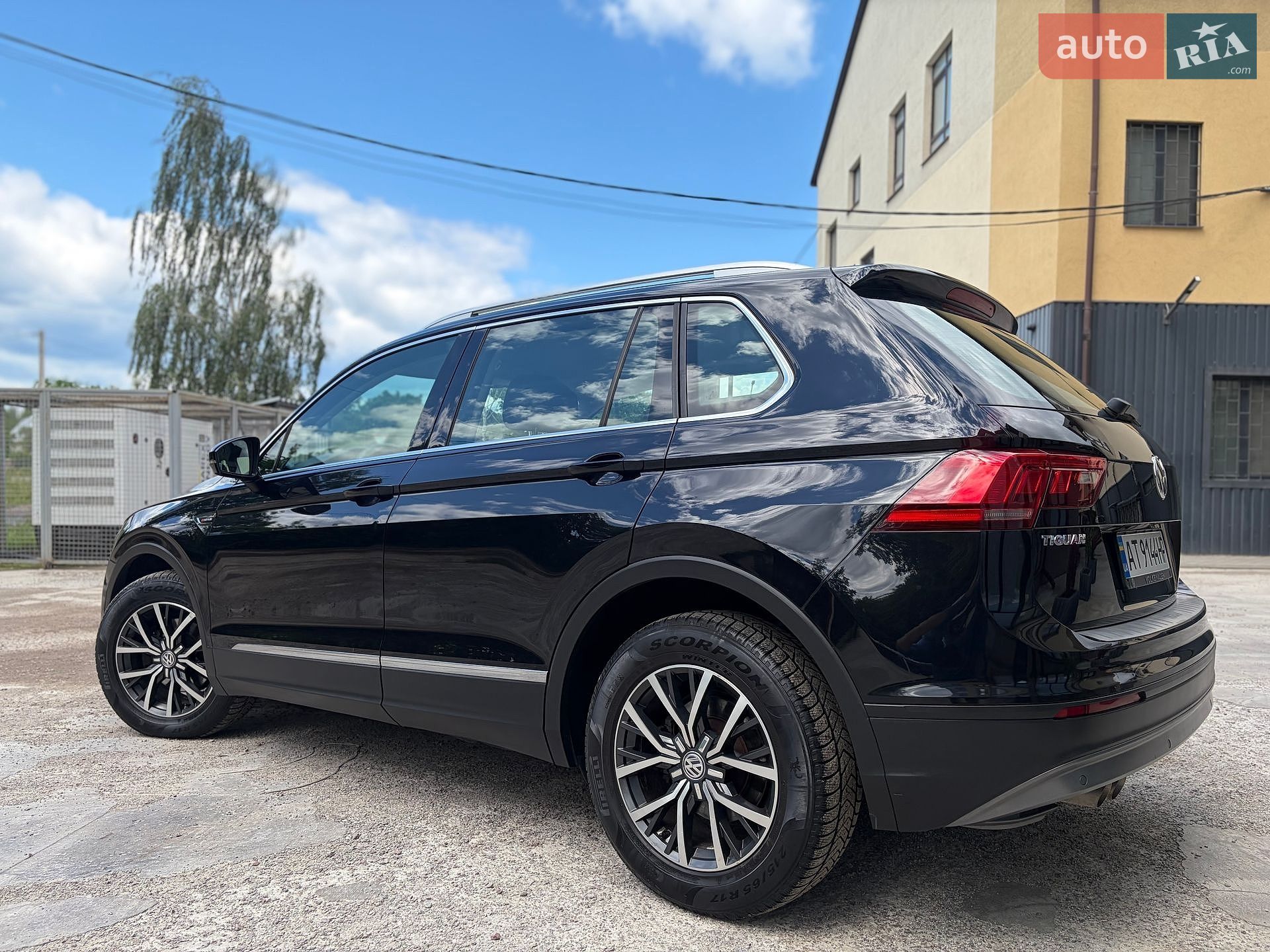 Volkswagen Tiguan 2016 VIN WVGZZZ5NZHW341213 фото оголошення 11 з 38