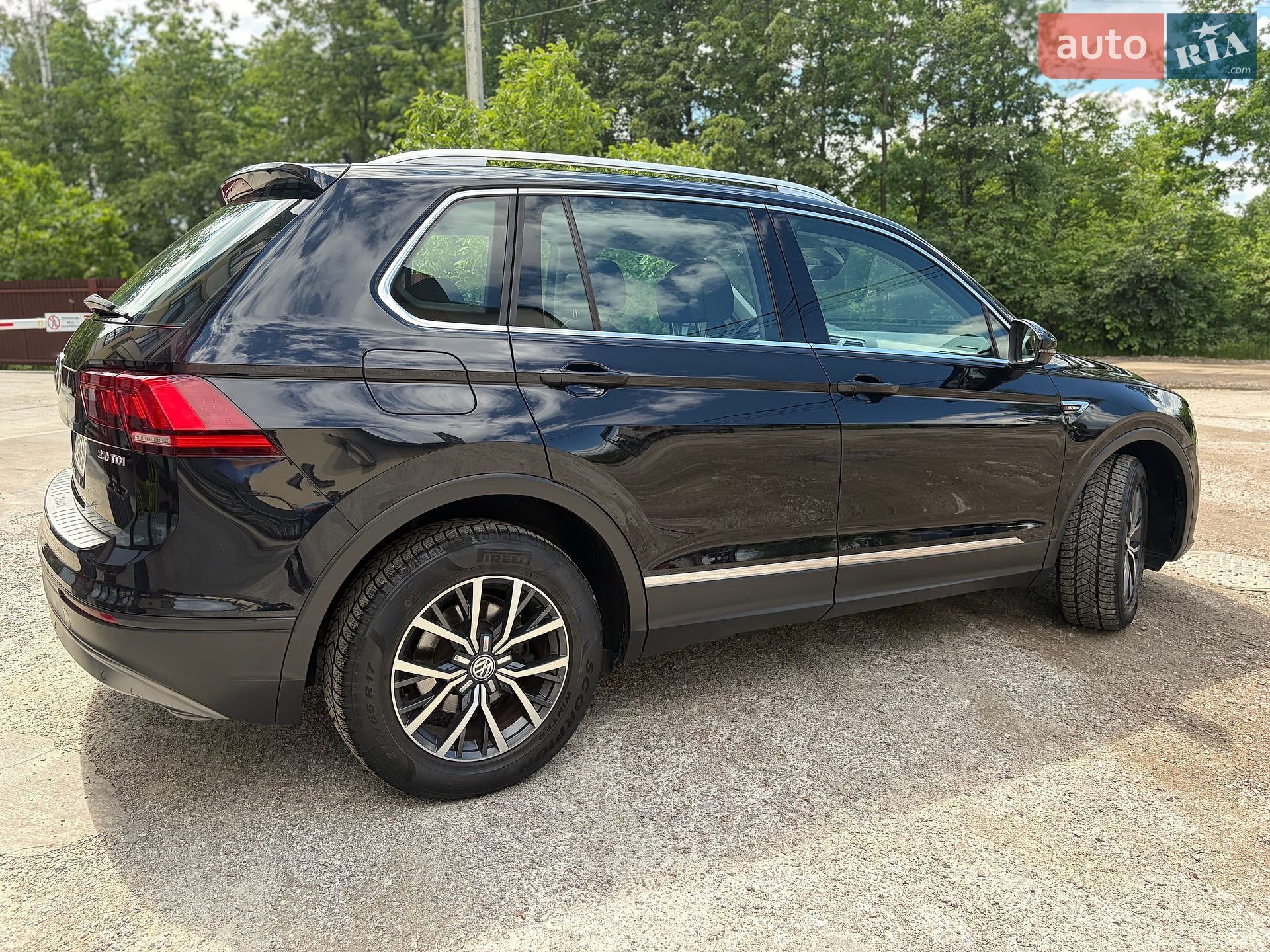 Volkswagen Tiguan 2016 VIN WVGZZZ5NZHW341213 фото оголошення 16 з 38