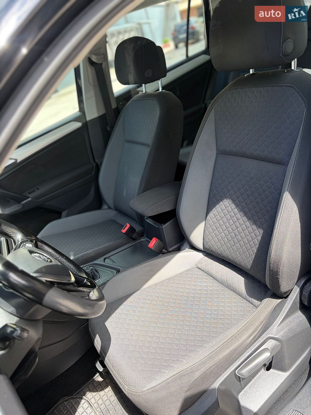 Volkswagen Tiguan 2016 VIN WVGZZZ5NZHW341213 фото оголошення 24 з 38