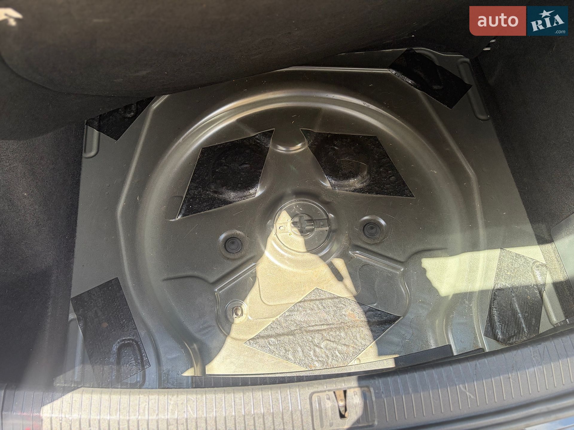 Volkswagen Tiguan 2016 VIN WVGZZZ5NZHW341213 фото оголошення 28 з 38