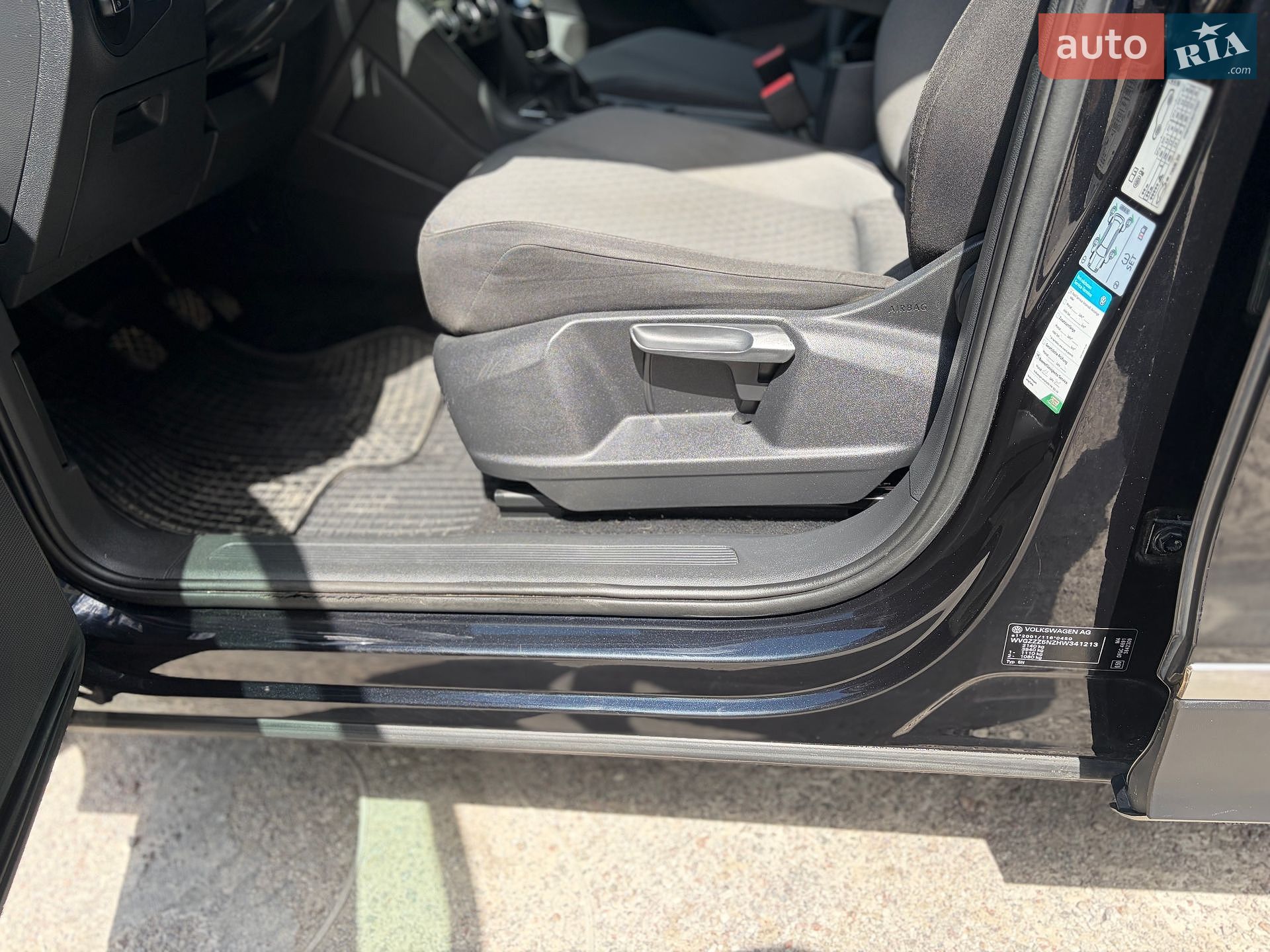 Volkswagen Tiguan 2016 VIN WVGZZZ5NZHW341213 фото оголошення 30 з 38
