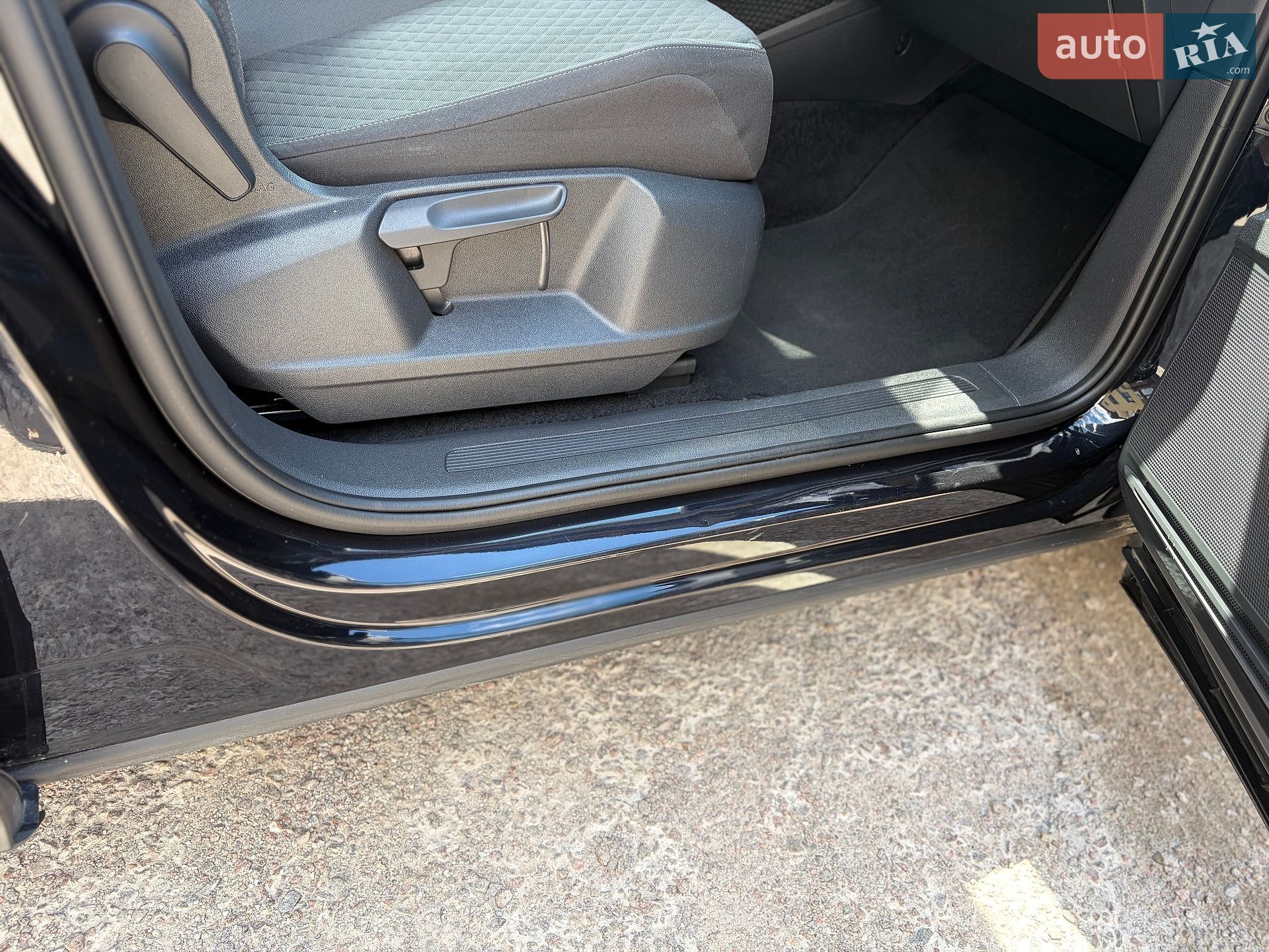 Volkswagen Tiguan 2016 VIN WVGZZZ5NZHW341213 фото оголошення 36 з 38