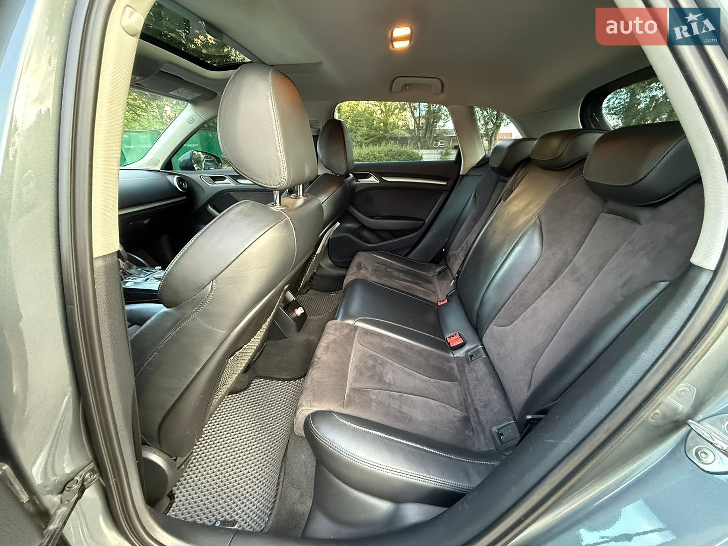 Audi A3 2016 VIN WAUZZZ8V9GA149820 фото оголошення 43 з 47