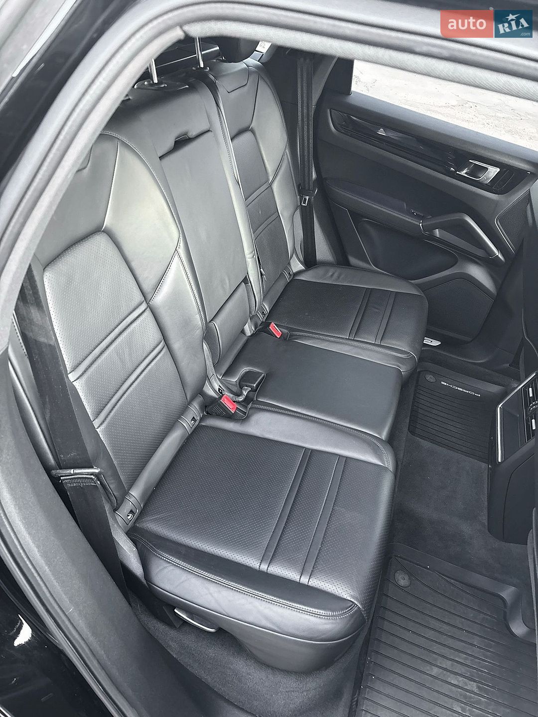 Porsche Cayenne 2020 VIN WP1AA2AY9LDA10409 фото оголошення 21 з 29