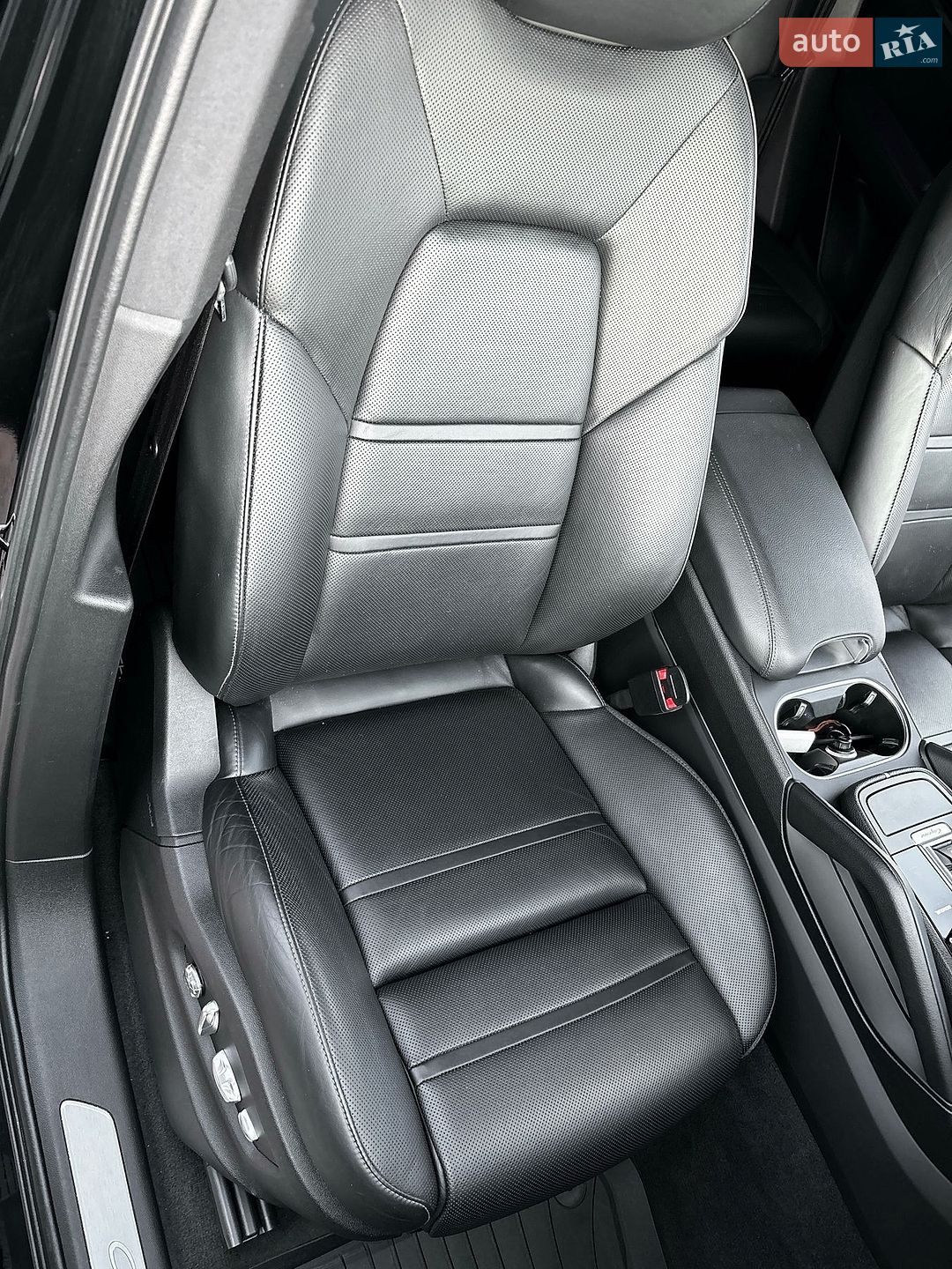 Porsche Cayenne 2020 VIN WP1AA2AY9LDA10409 фото оголошення 22 з 29