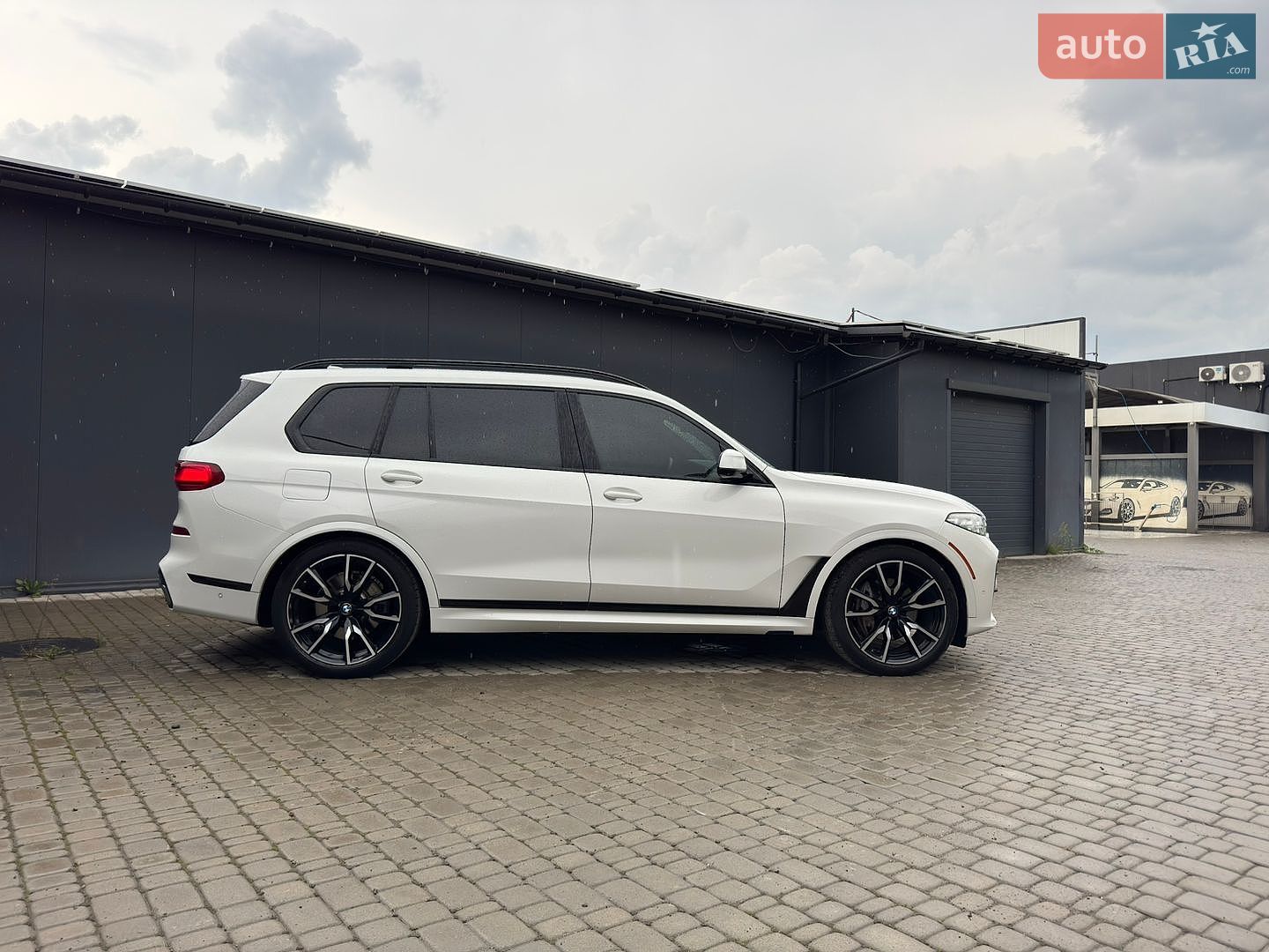 BMW X7 2019 VIN 5UXCX4C58KLS37438 фото оголошення 12 з 39