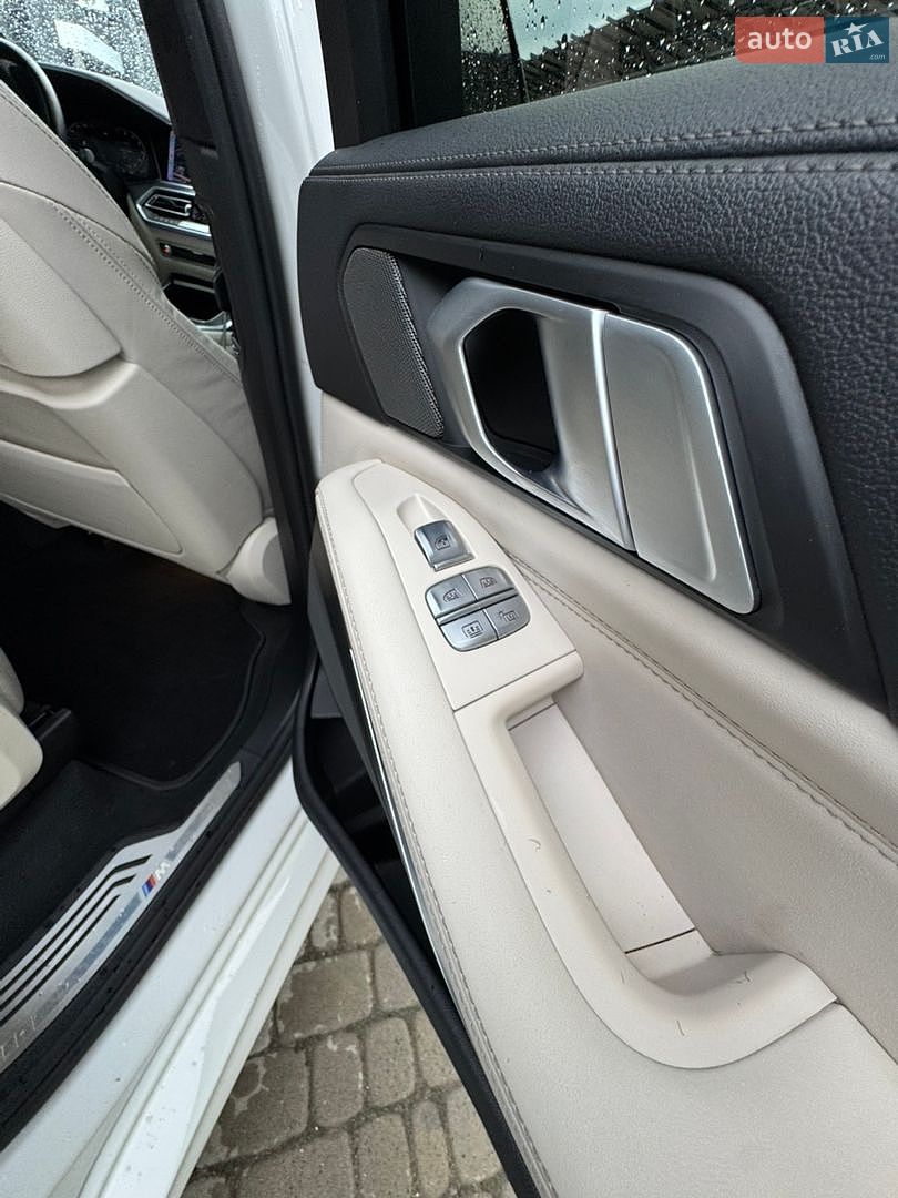 BMW X7 2019 VIN 5UXCX4C58KLS37438 фото оголошення 24 з 39