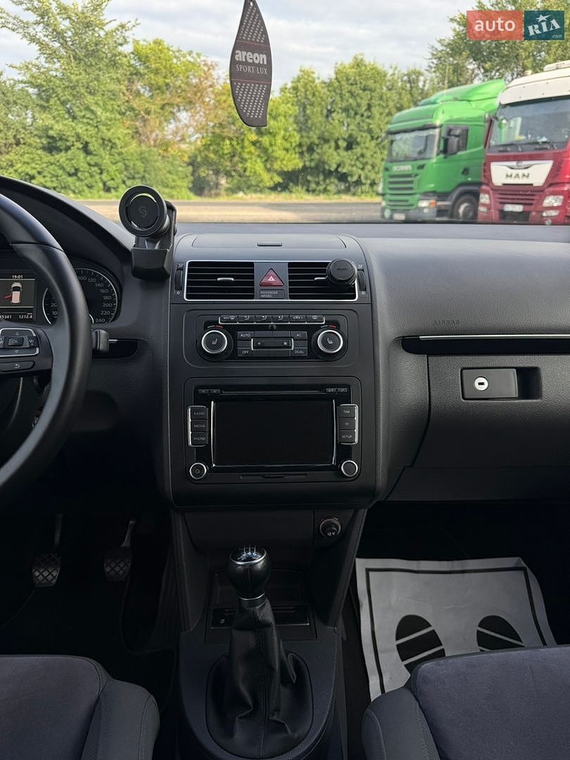 Volkswagen Touran 2011 VIN WVGZZZ1TZCW055400 фото оголошення 24 з 31