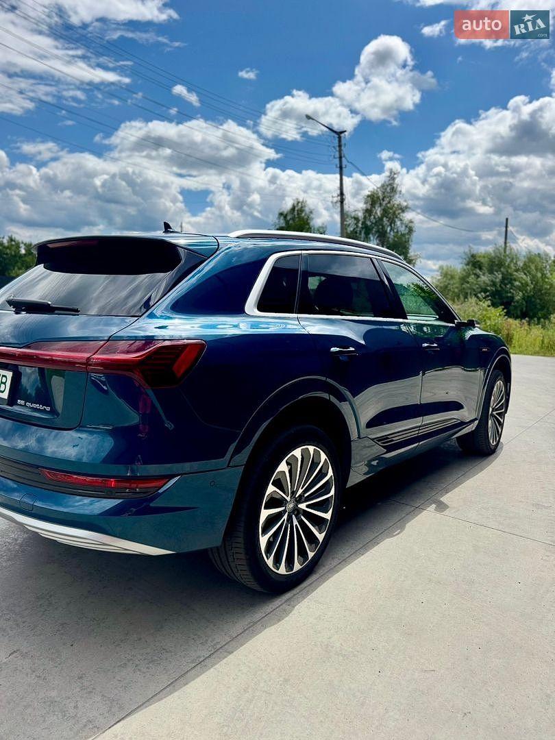 Audi e-tron 2019 VIN WAUZZZGEXLB007563 фото оголошення 5 з 20