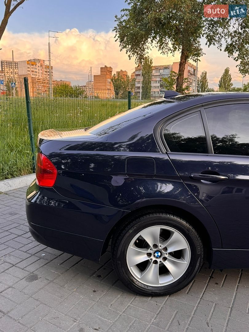 BMW 3 Series 2008 VIN WBAVG71090A044191 фото оголошення 10 з 17