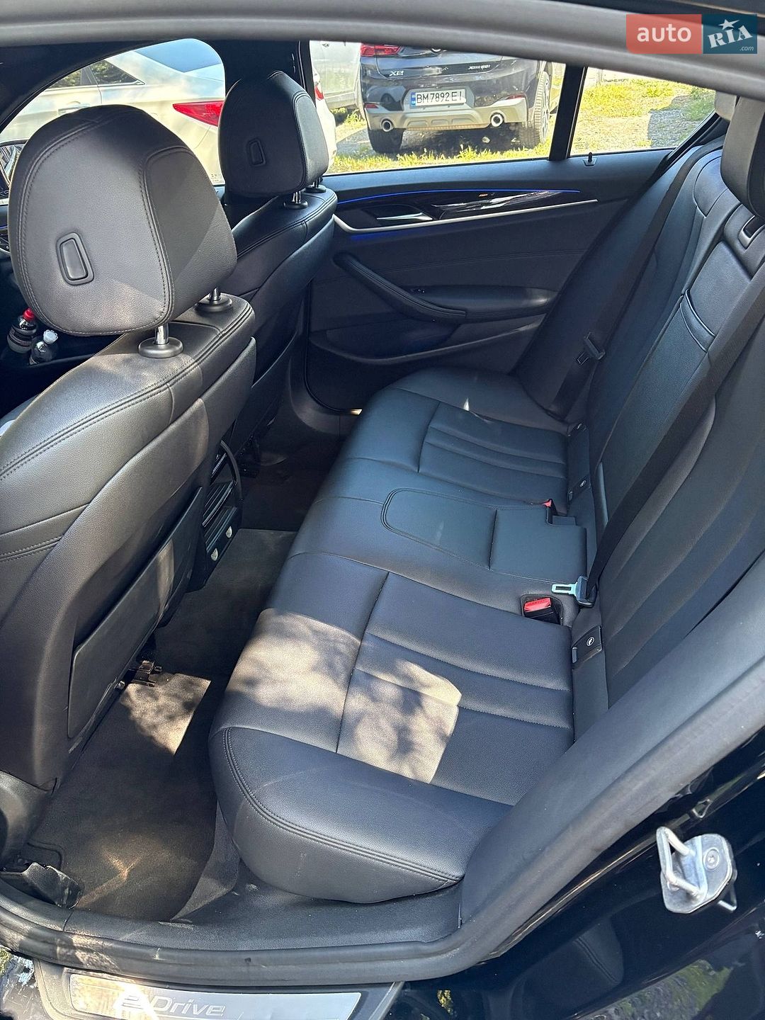 BMW 5 Series 2019 VIN WBAJA9C57KB399054 фото оголошення 17 з 20