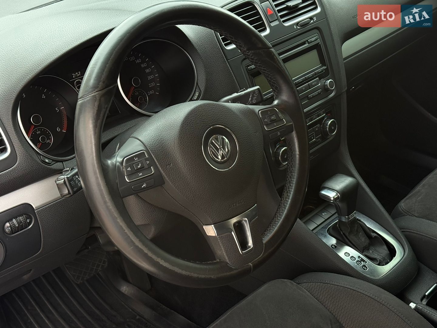 Volkswagen Golf 2010 VIN WVWZZZ1KZAM608160 фото оголошення 21 з 34