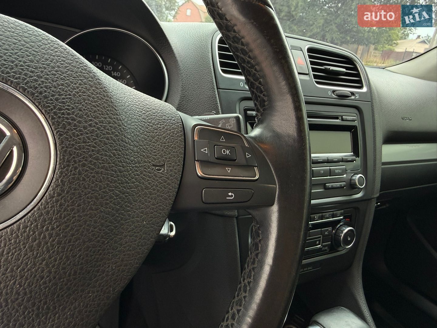 Volkswagen Golf 2010 VIN WVWZZZ1KZAM608160 фото оголошення 25 з 34