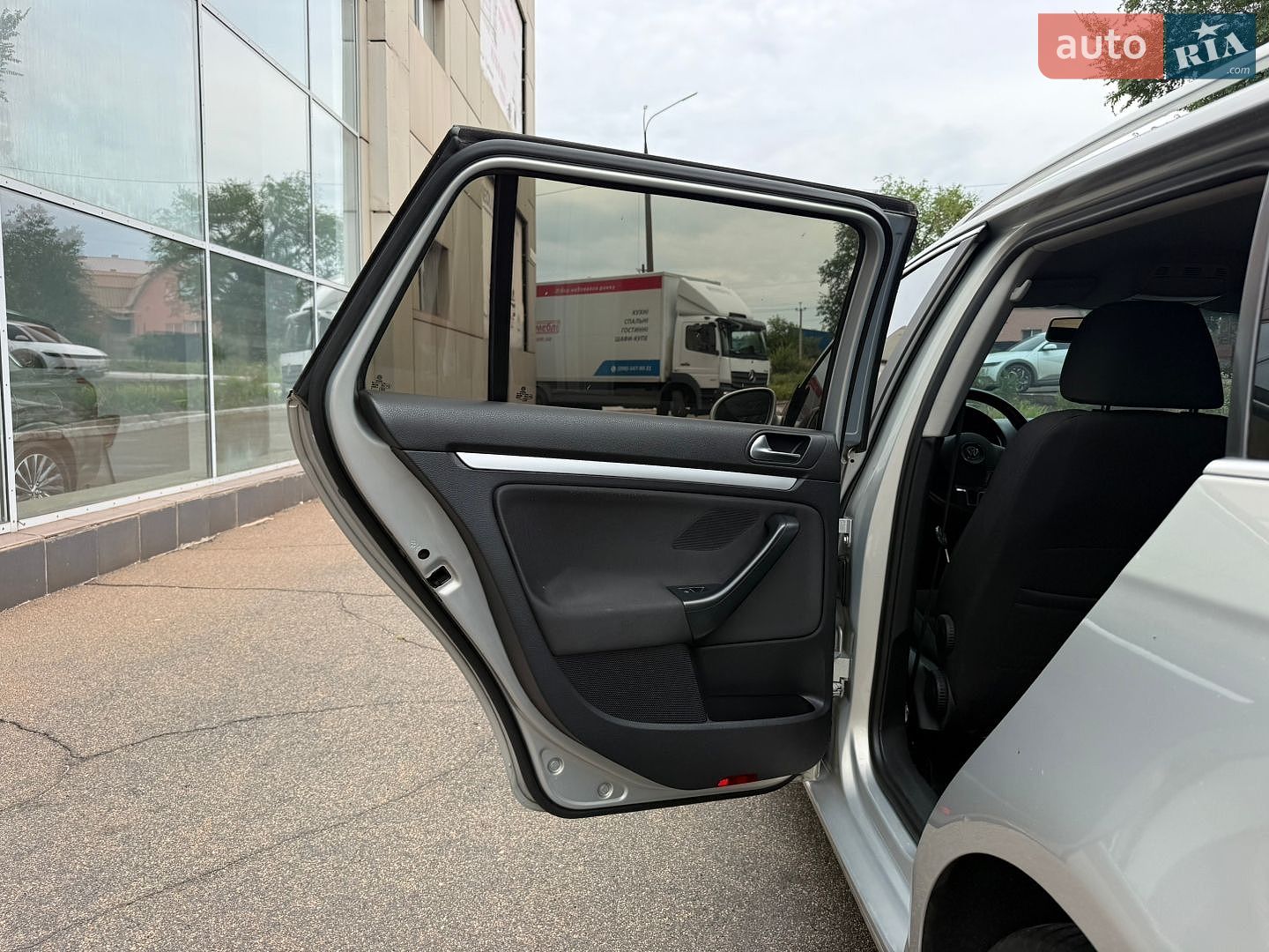 Volkswagen Golf 2010 VIN WVWZZZ1KZAM608160 фото оголошення 28 з 34