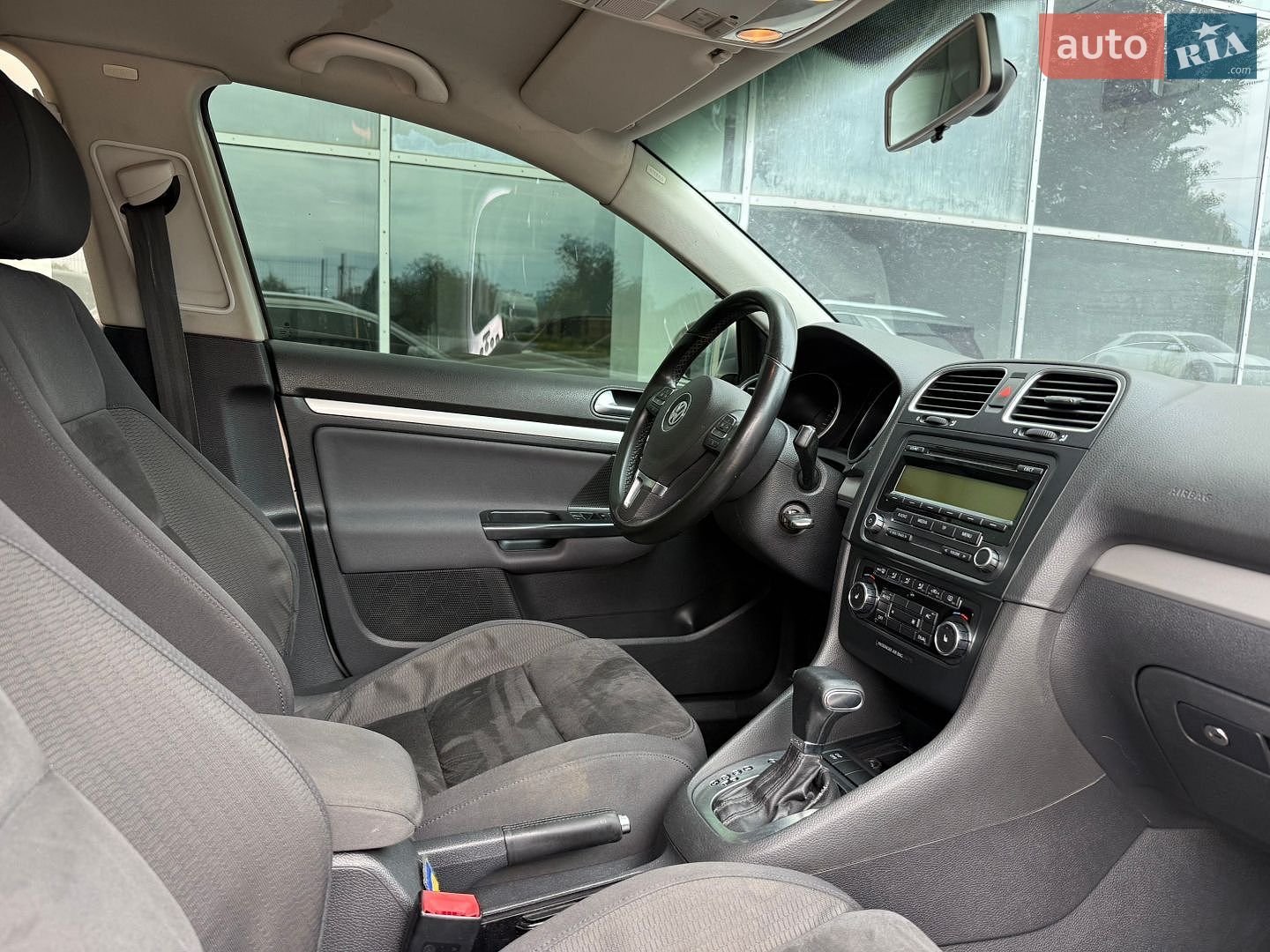 Volkswagen Golf 2010 VIN WVWZZZ1KZAM608160 фото оголошення 30 з 34