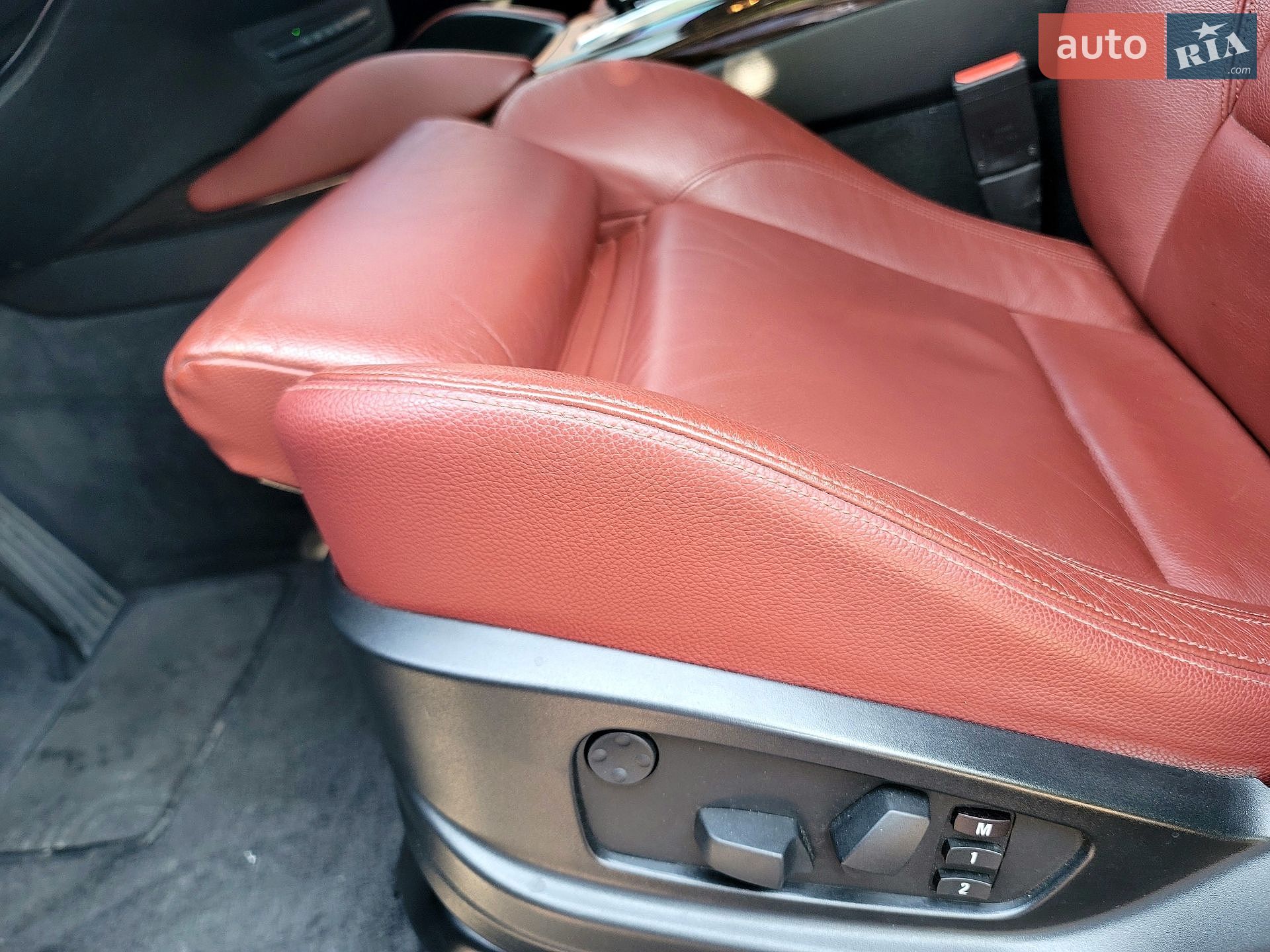 BMW X6 2013 VIN WBAFH810300B62236 фото оголошення 25 з 43