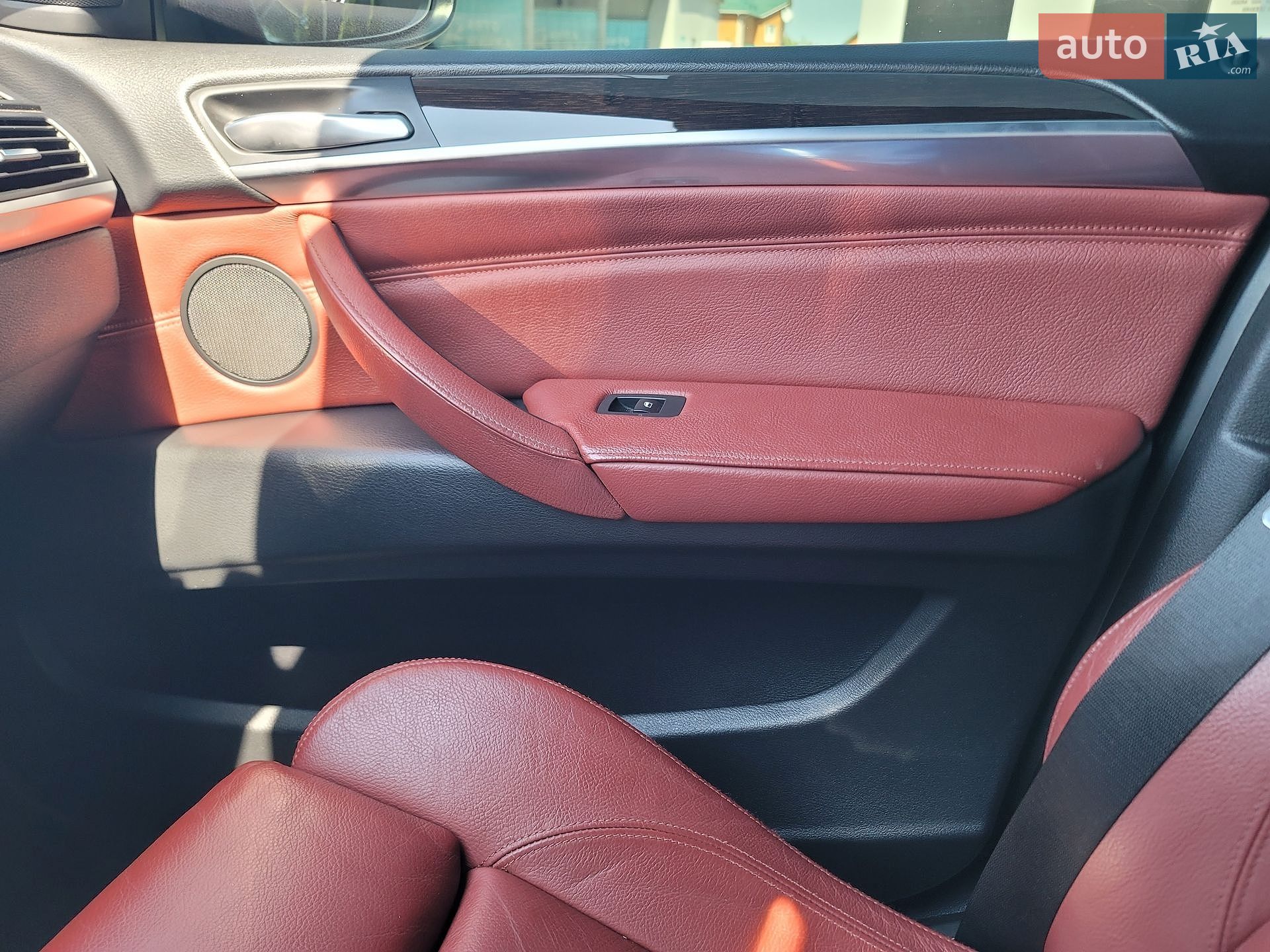 BMW X6 2013 VIN WBAFH810300B62236 фото оголошення 26 з 43