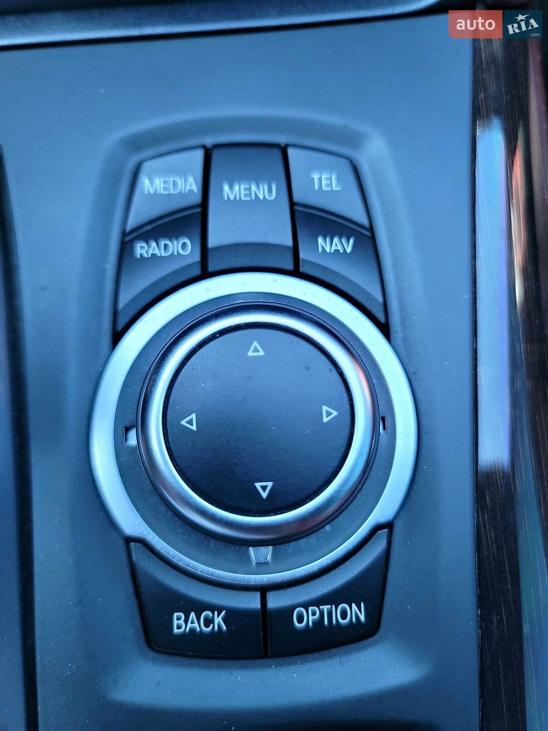 BMW X6 2013 VIN WBAFH810300B62236 фото оголошення 29 з 43