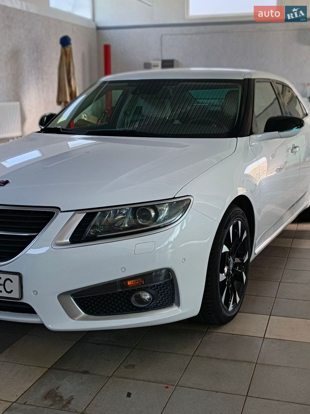 Saab 9-5 2010 VIN YS3GP4AL3B4000766 фото оголошення 3 з 23