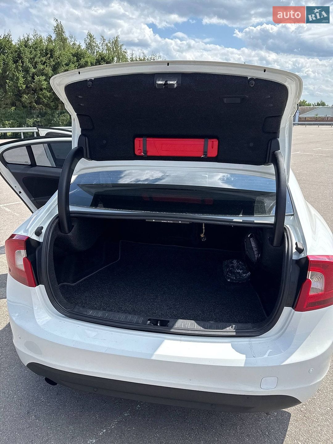 Volvo S60 2012 VIN YV1FS31A0D2190571 фото оголошення 10 з 15