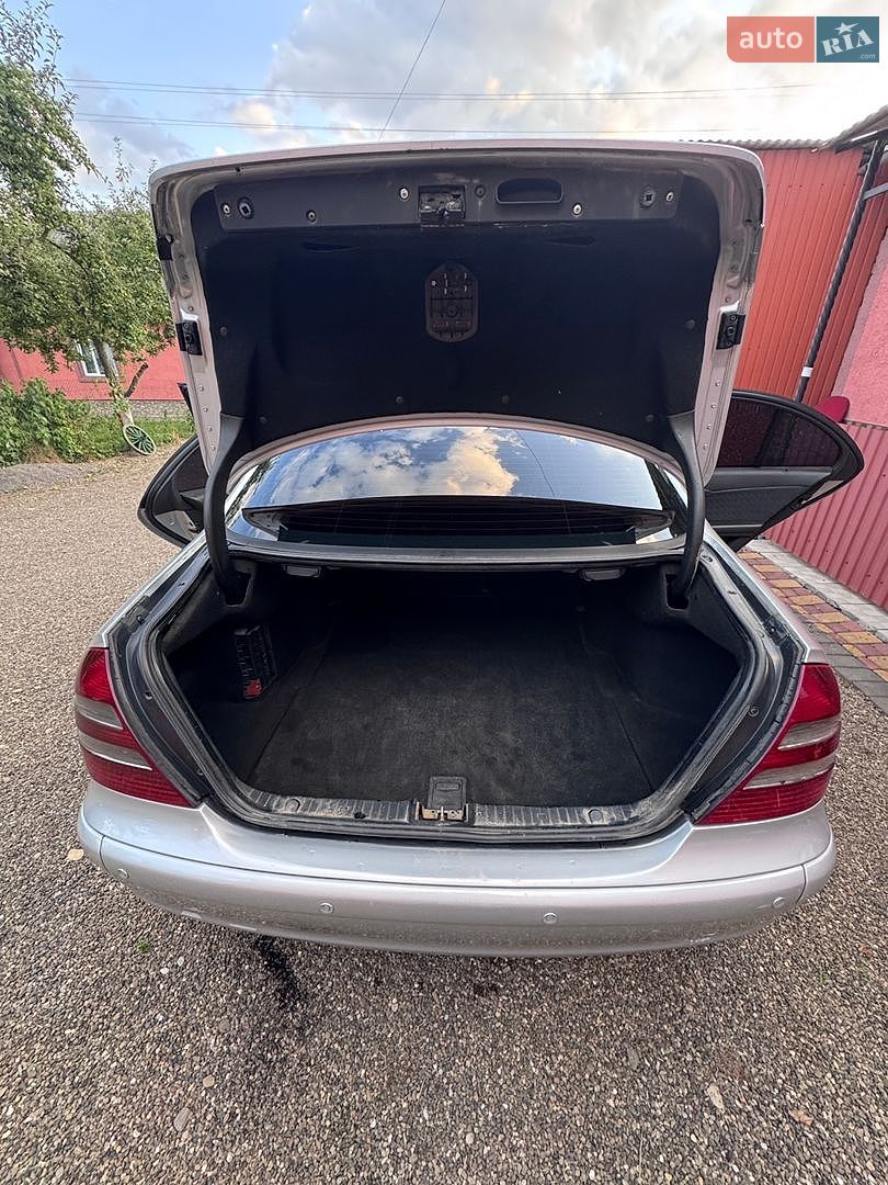 Mercedes-Benz E-Class 2005 VIN WDB2110061A902260 фото оголошення 7 з 12