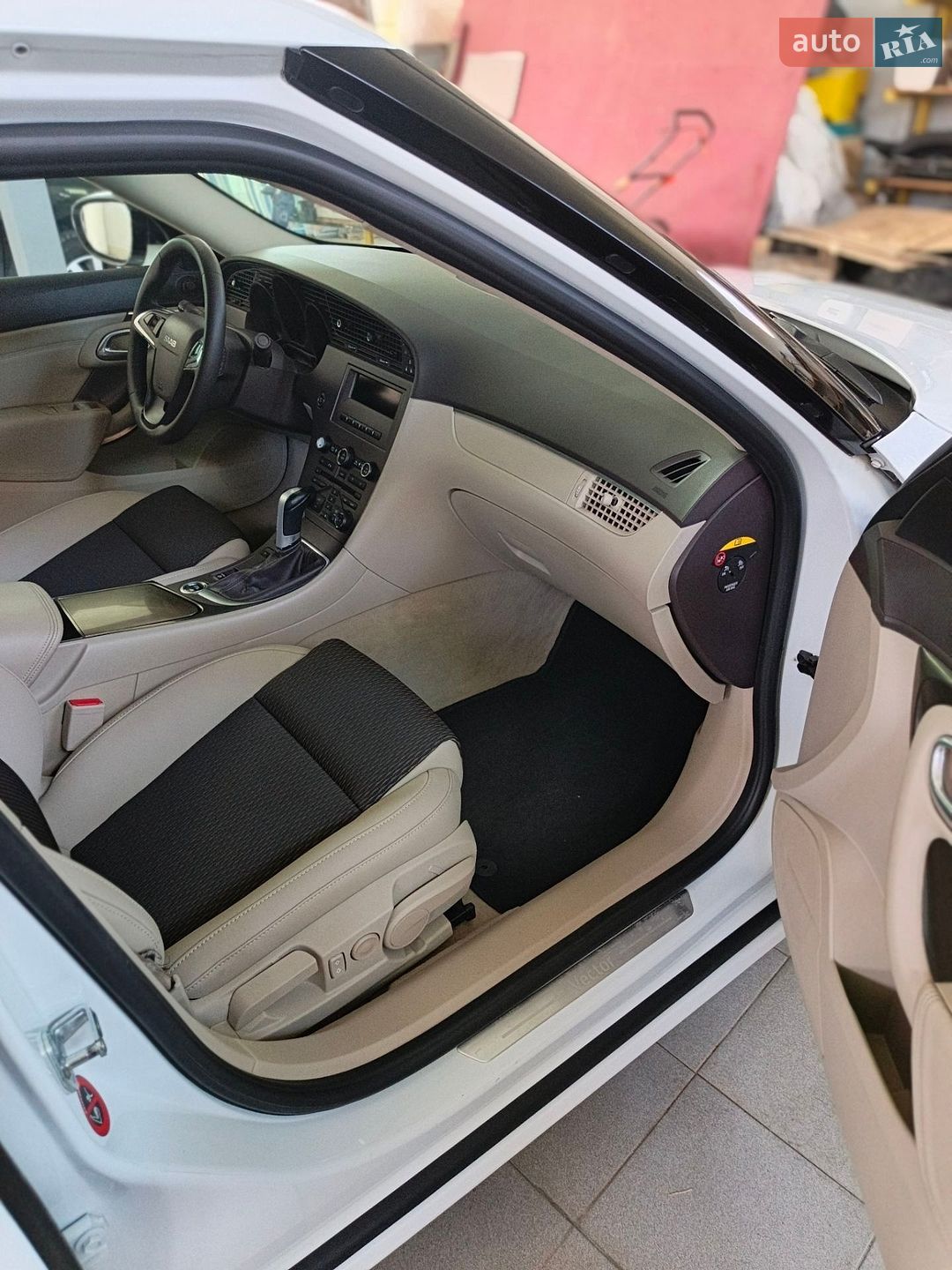 Saab 9-5 2010 VIN YS3GP4AL3B4000766 фото оголошення 18 з 23