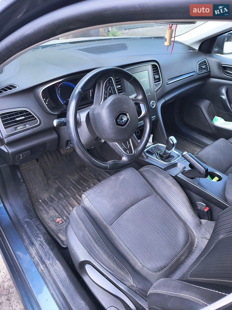 Renault Megane 2016 VIN VF1RFB00356373036 фото оголошення 5 з 8